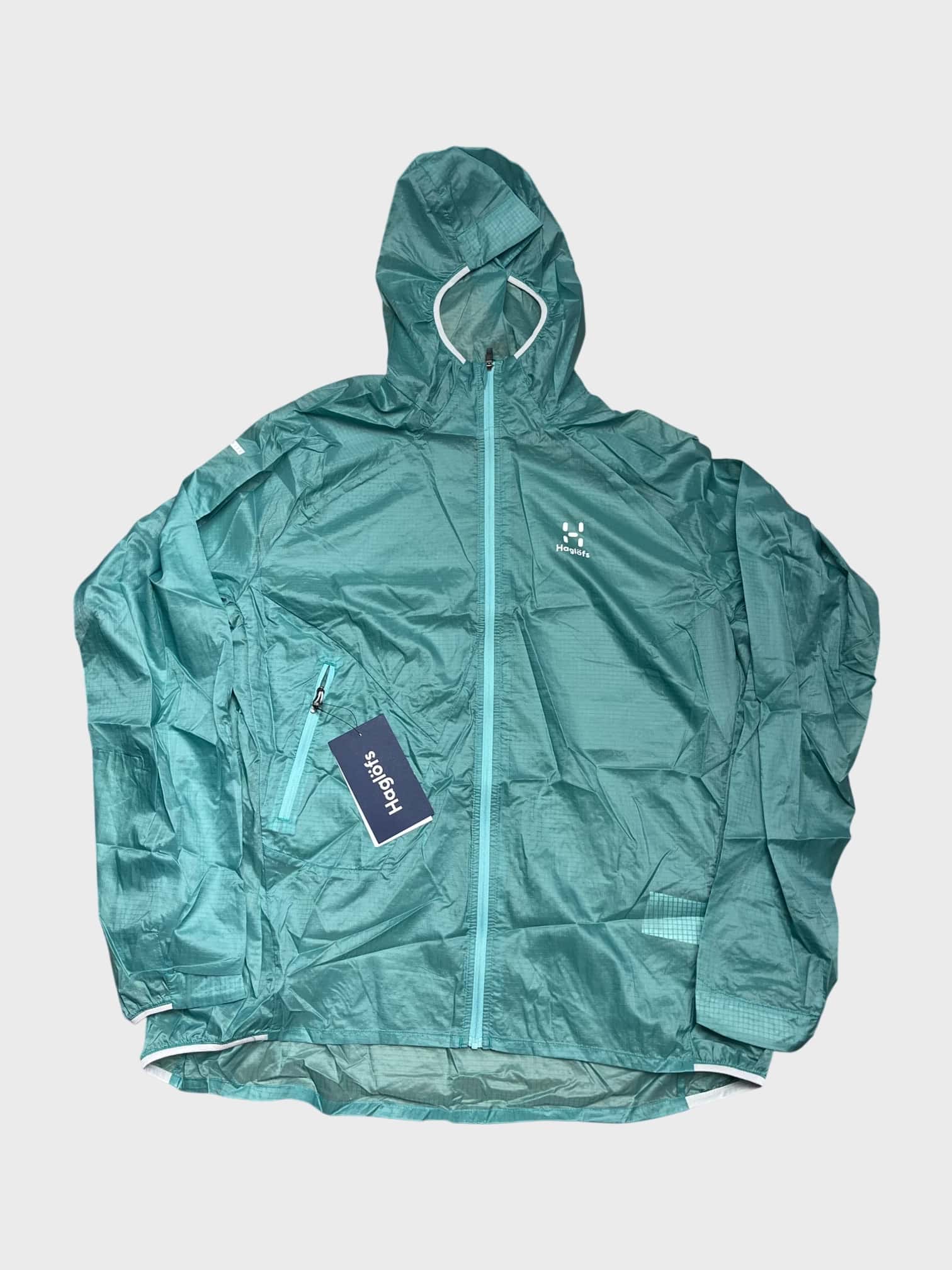 kamu-outdoors-product-lim-shield-comp-hood-women-glacier-green-1_processed.webp