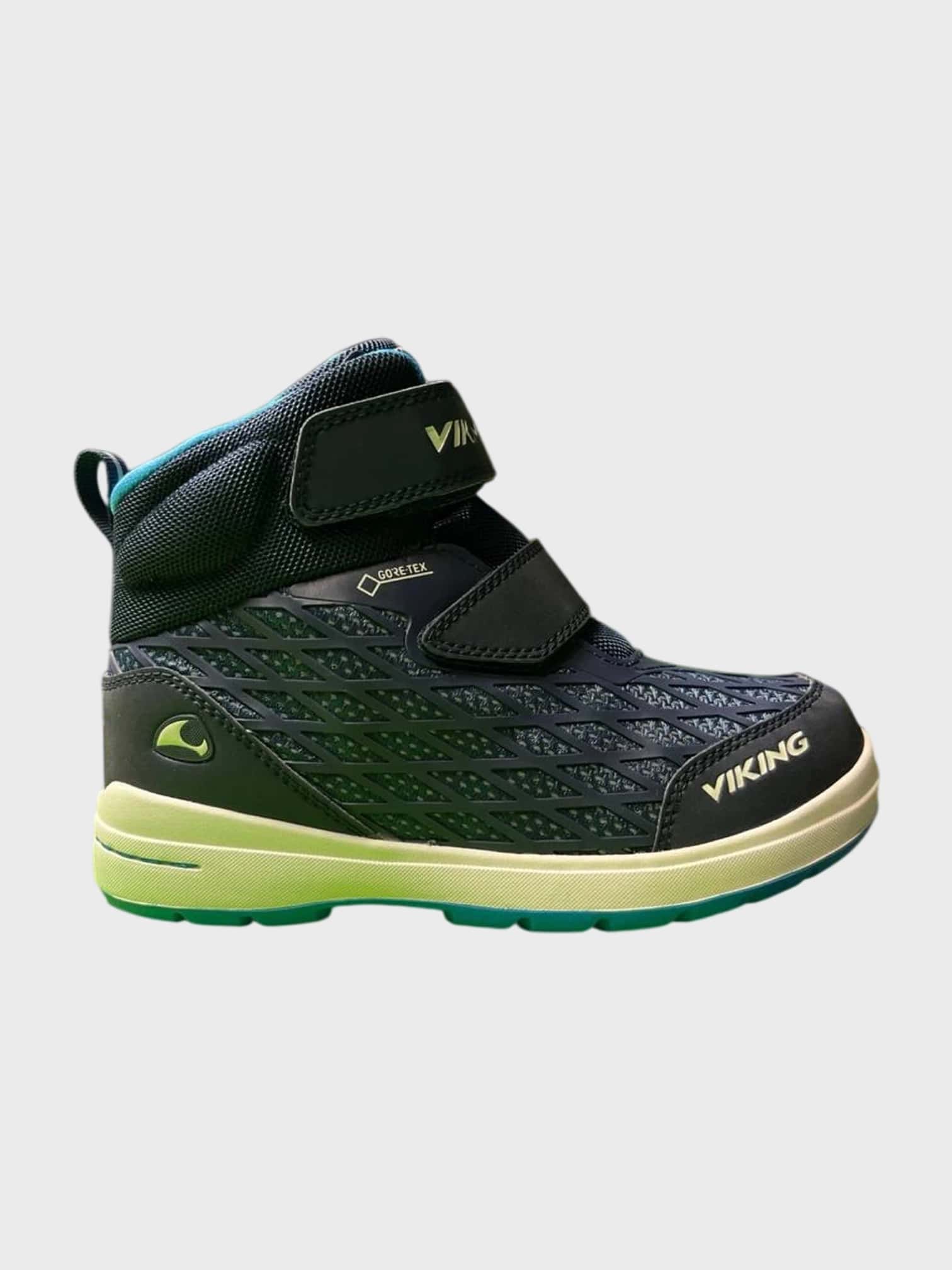 kamu-outdoors-product-hero-r-gtx-navyblue-4_processed.webp