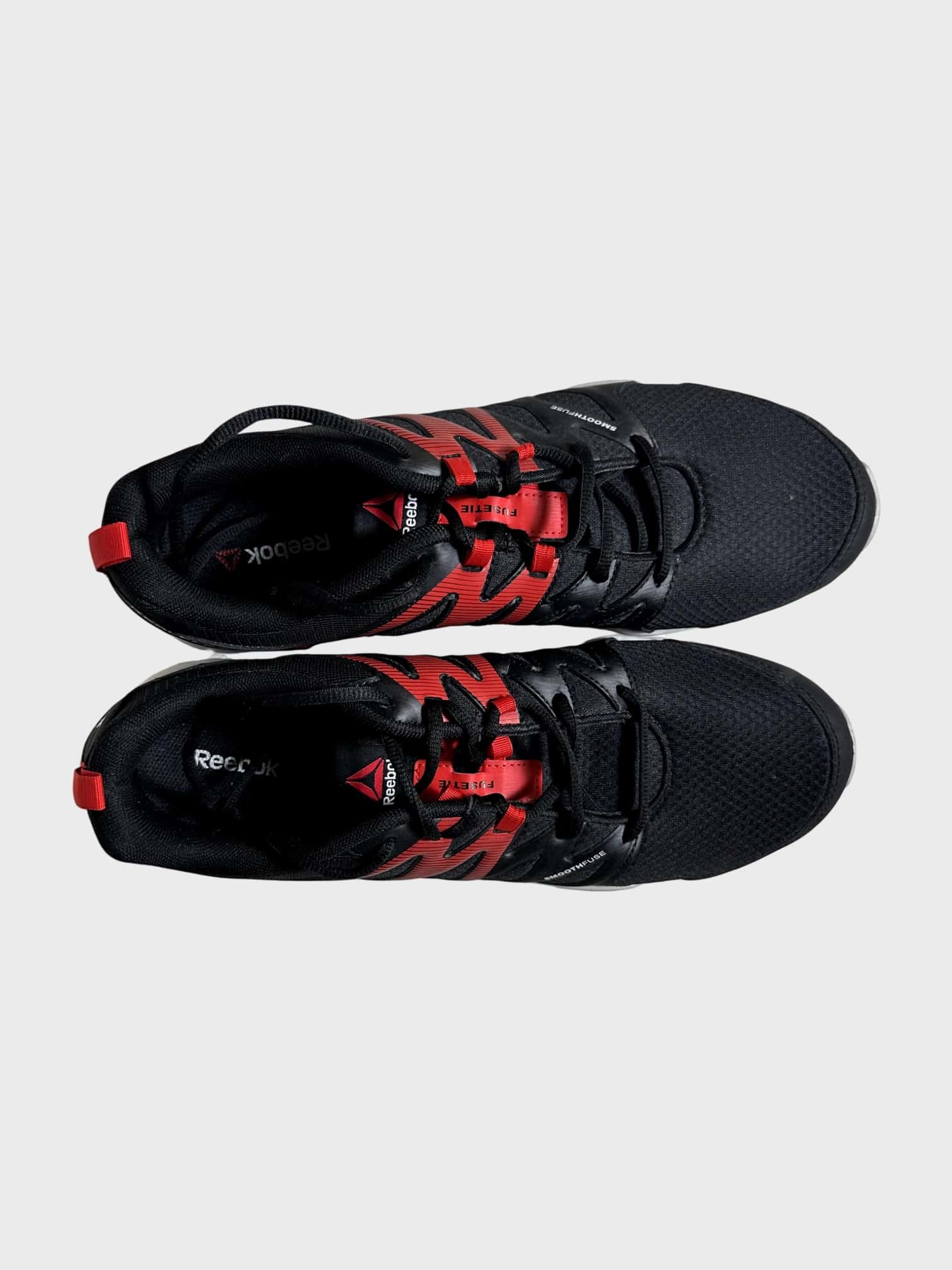 kamu-outdoors-product-reebok-realflex-train-40-miesten-treenikengat-mustapunainen-18_processed.webp