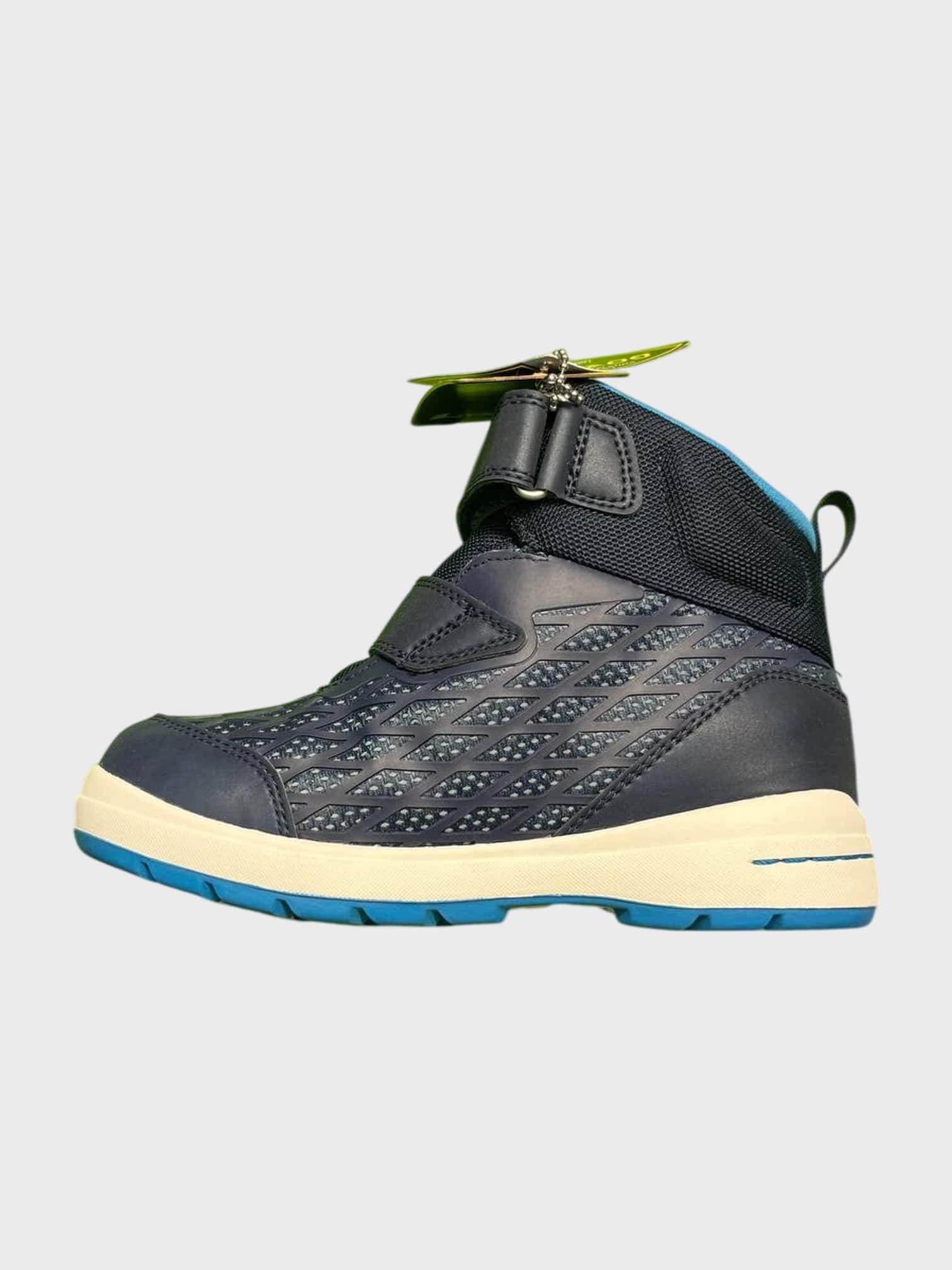 kamu-outdoors-product-hero-r-gtx-navyblue-7_processed.webp