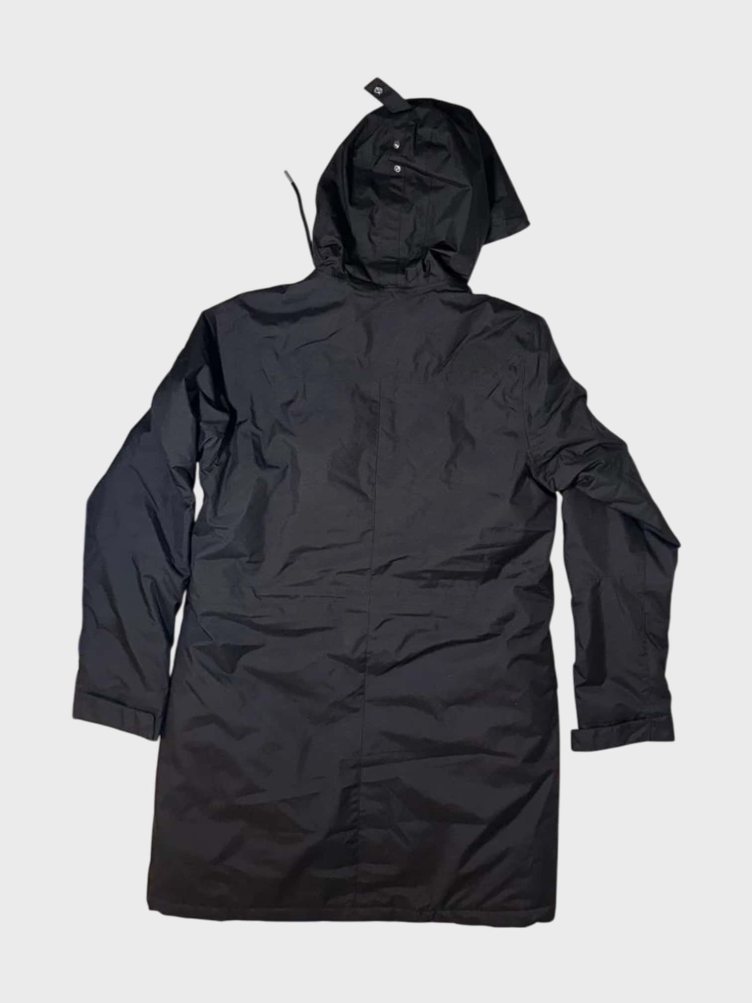 kamu-outdoors-product-freya-parka-musta-2_processed.webp