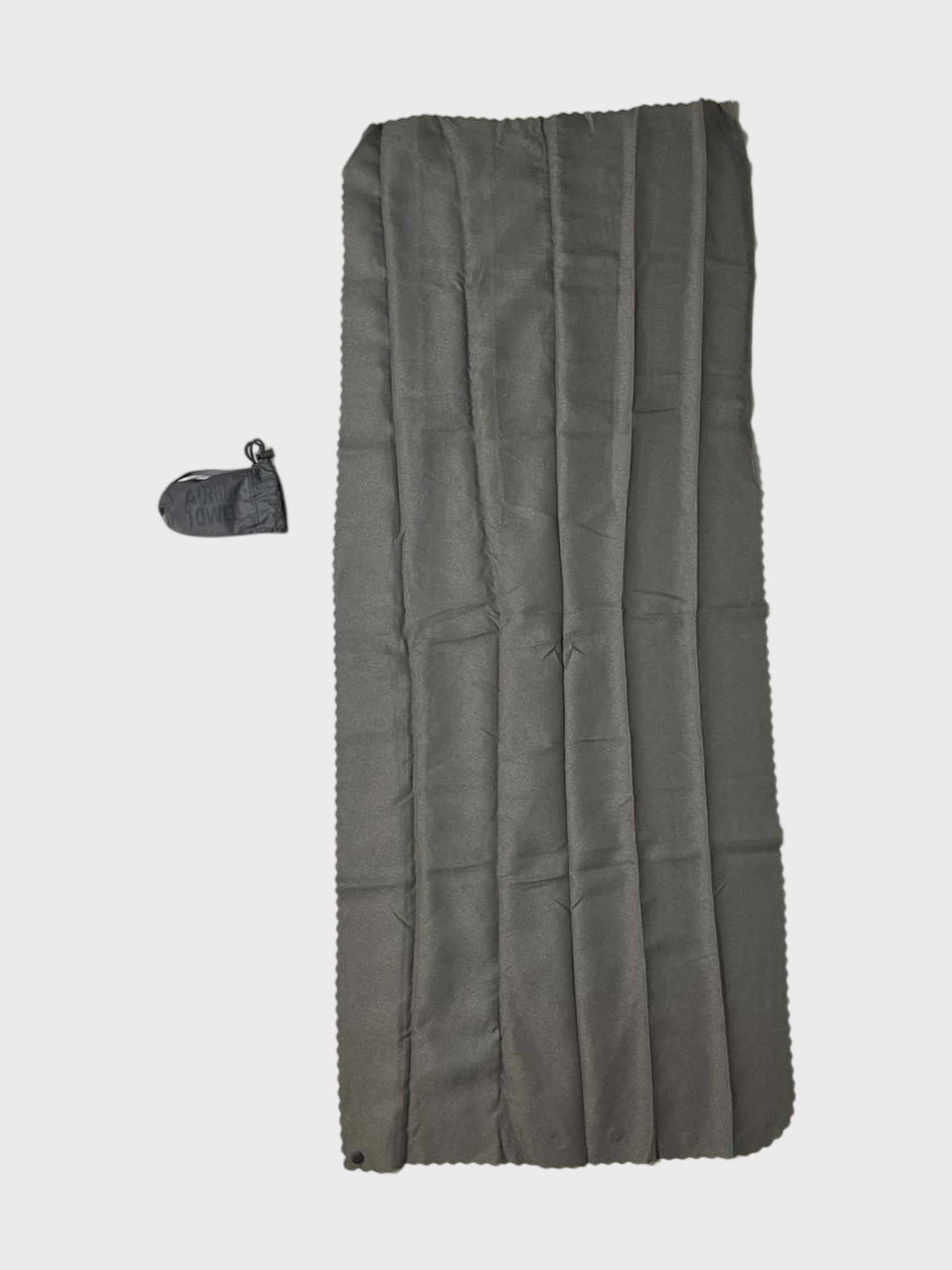 kamu-outdoors-product-airlite-towel-kevytpyyhe-harmaa-2_processed.webp
