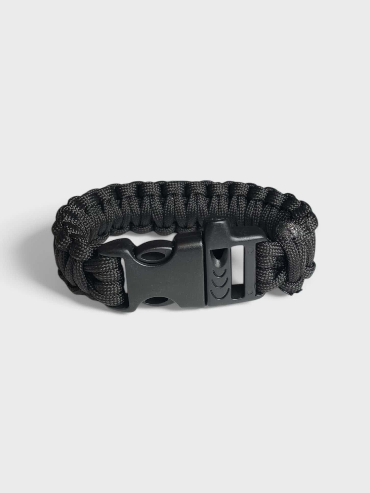 kamu-outdoors-product-selviytymisranneke_paracord1.jpg