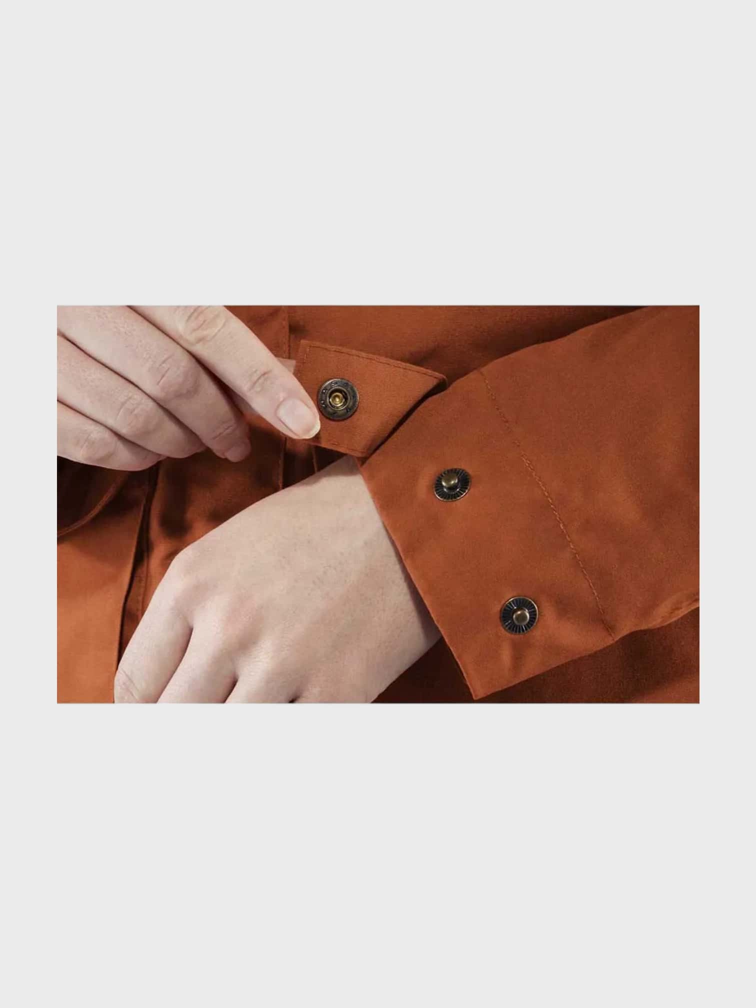 kamu-outdoors-product-vidda-pro-jacket-w-autumn-leaf-6_processed.webp