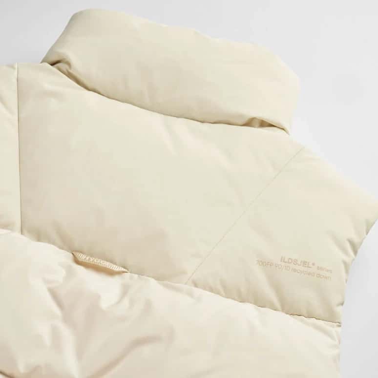 kamu-outdoors-product-ildsjel-down-naisten-liivi-white-3_processed.webp