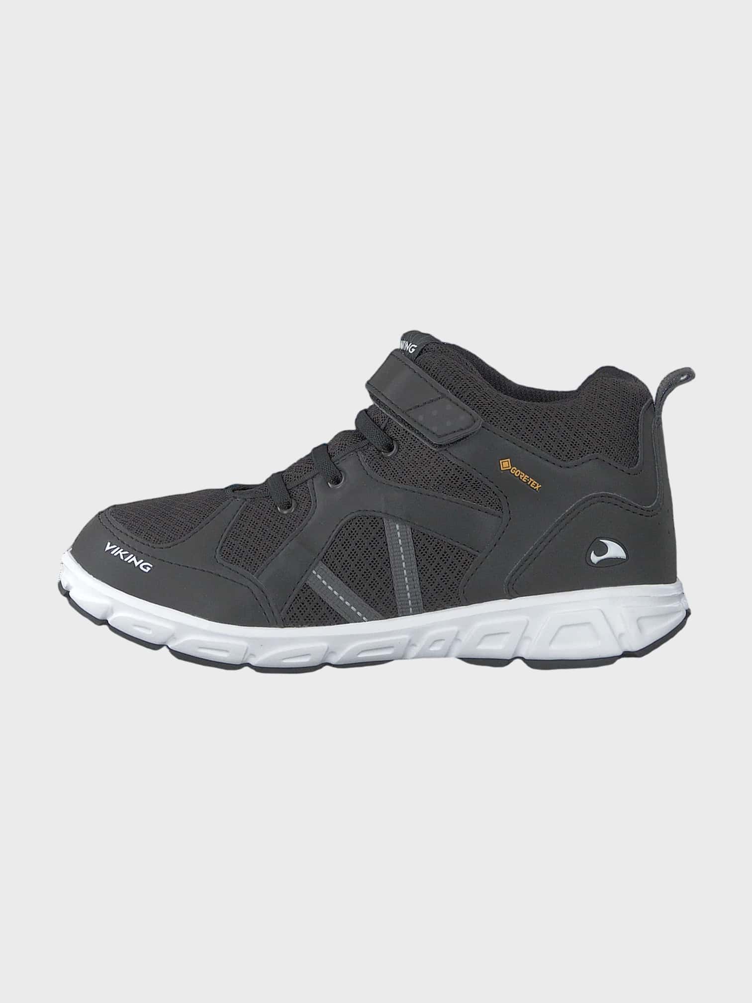 kamu-outdoors-product-alvdal-mid-r-gtx-lasten-korkeavartiset-tennarit-blackcharcoal-7_processed.webp