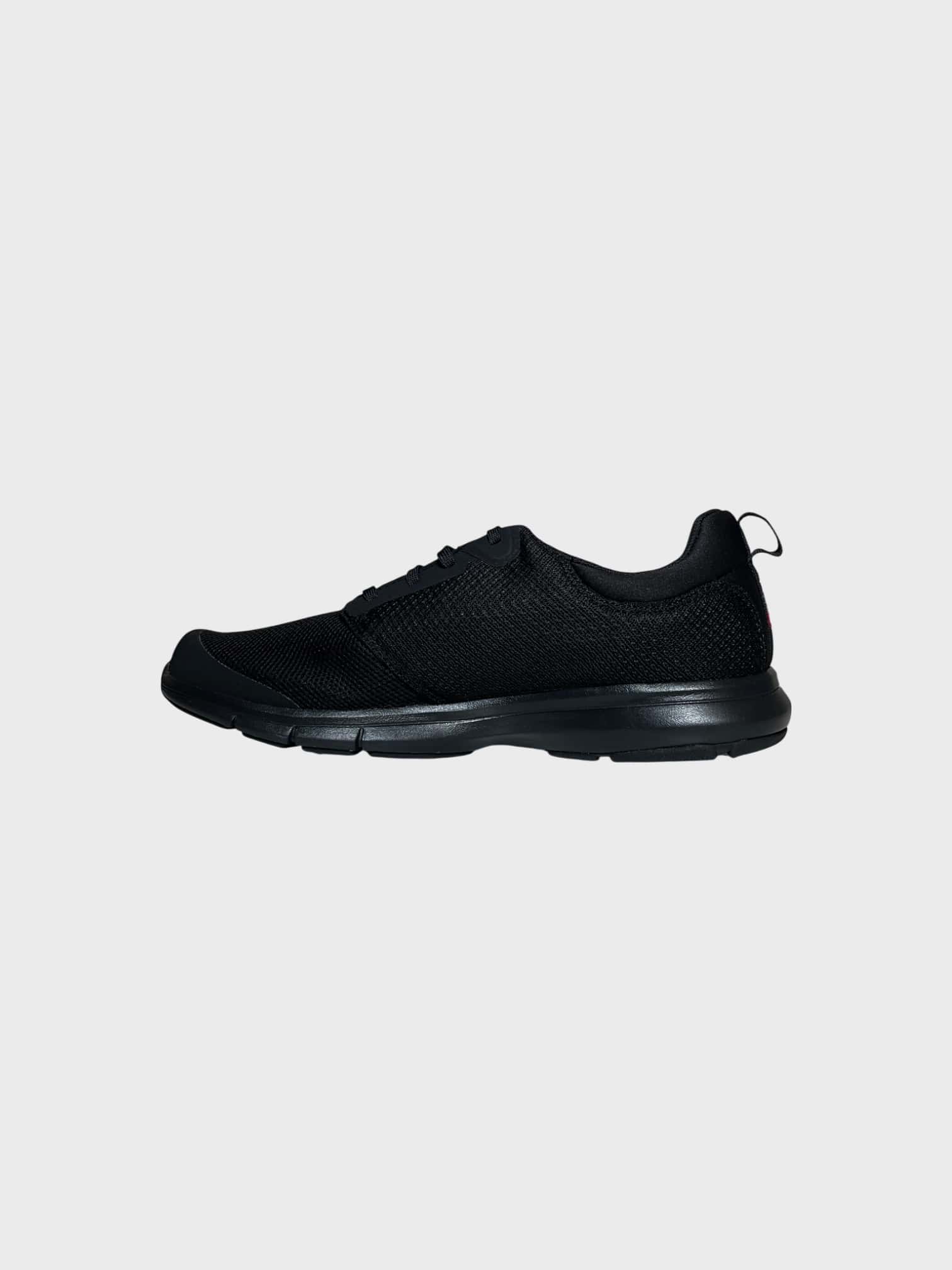 kamu-outdoors-product-feathering-miesten-kengat-black-8_processed.webp