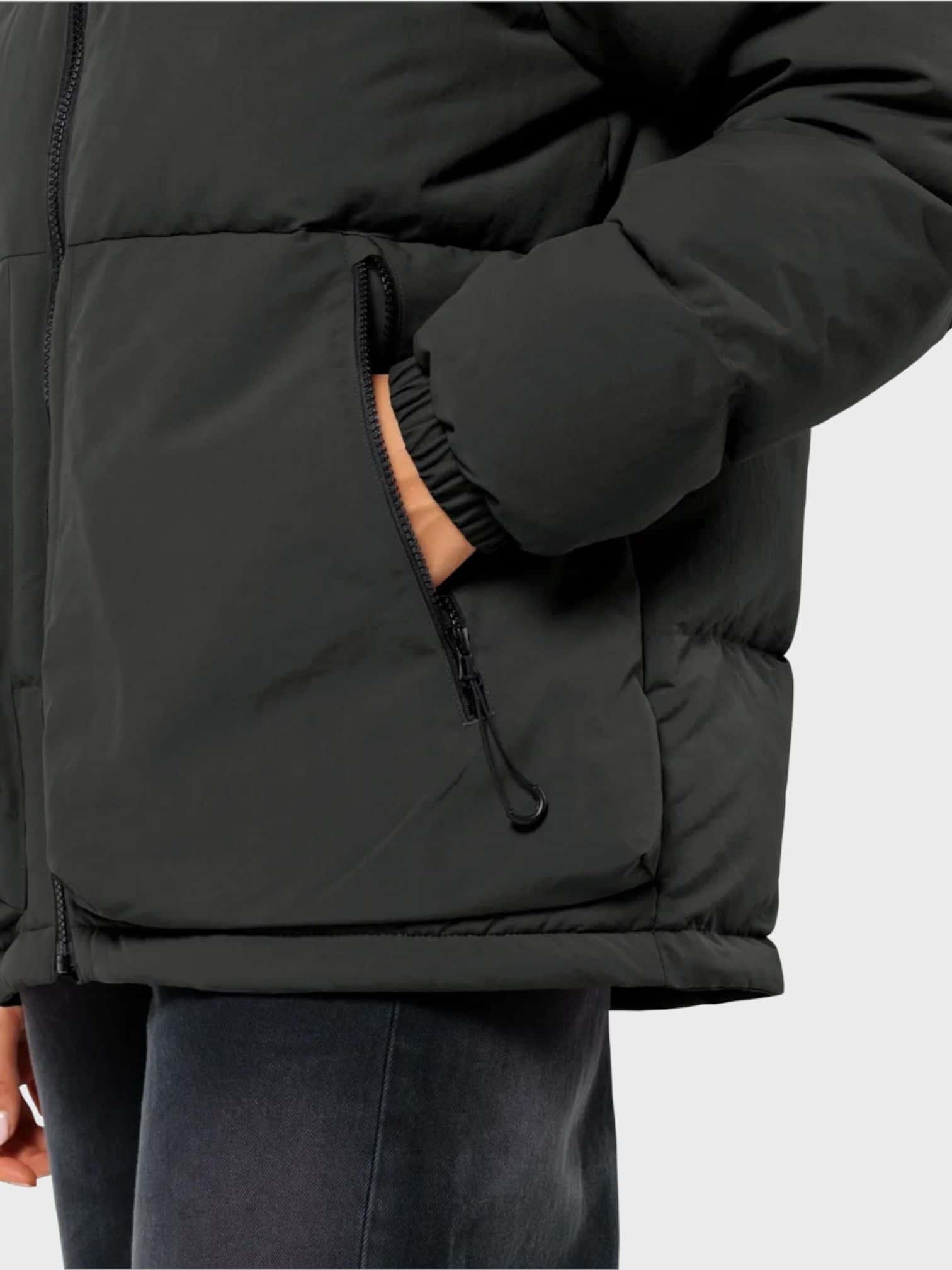 kamu-outdoors-product-jack-wolfskin-unisex-dellbrueck-takki67.jpg