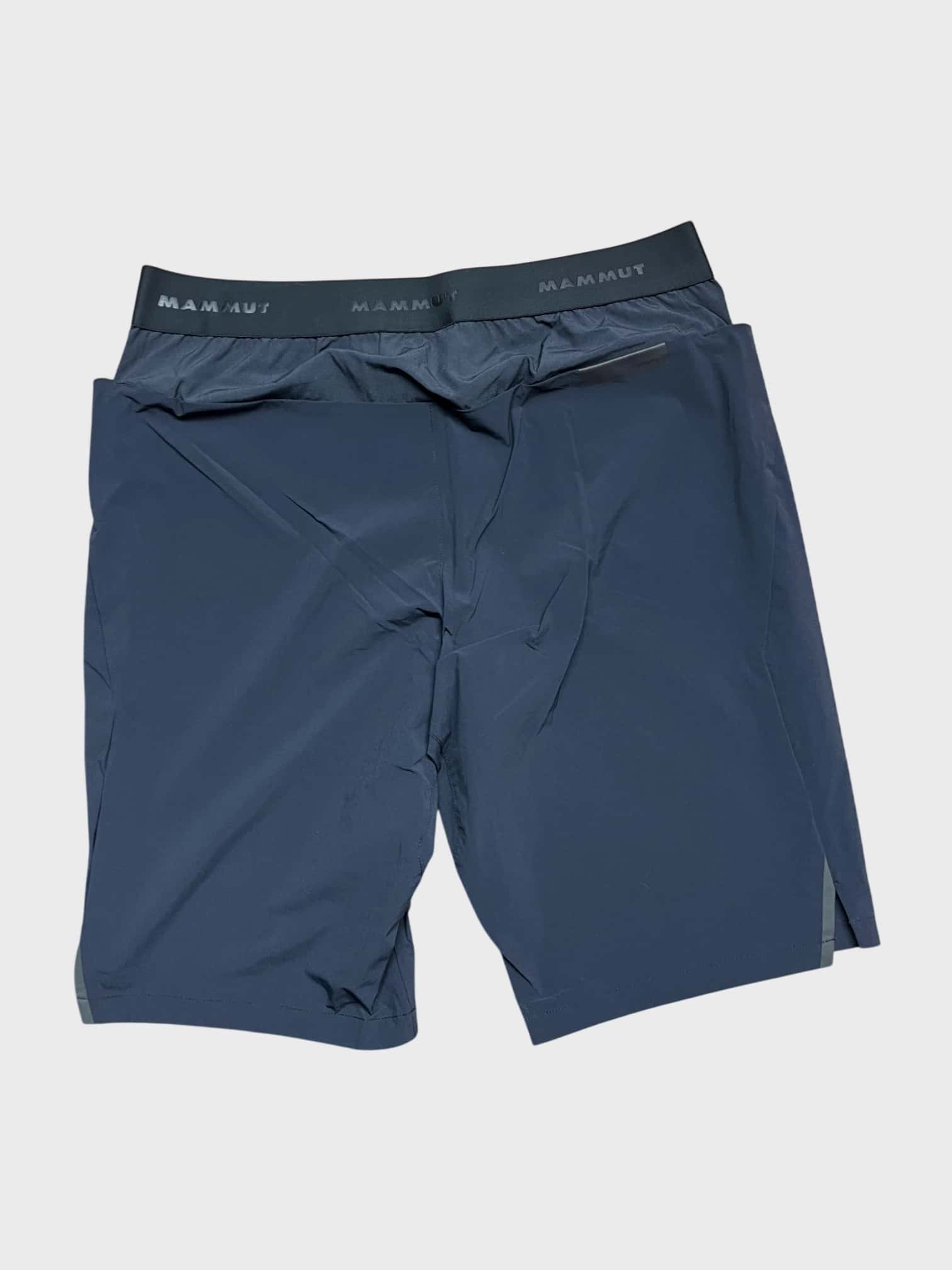 kamu-outdoors-product-crashiano-shorts-men-black-4_processed.webp
