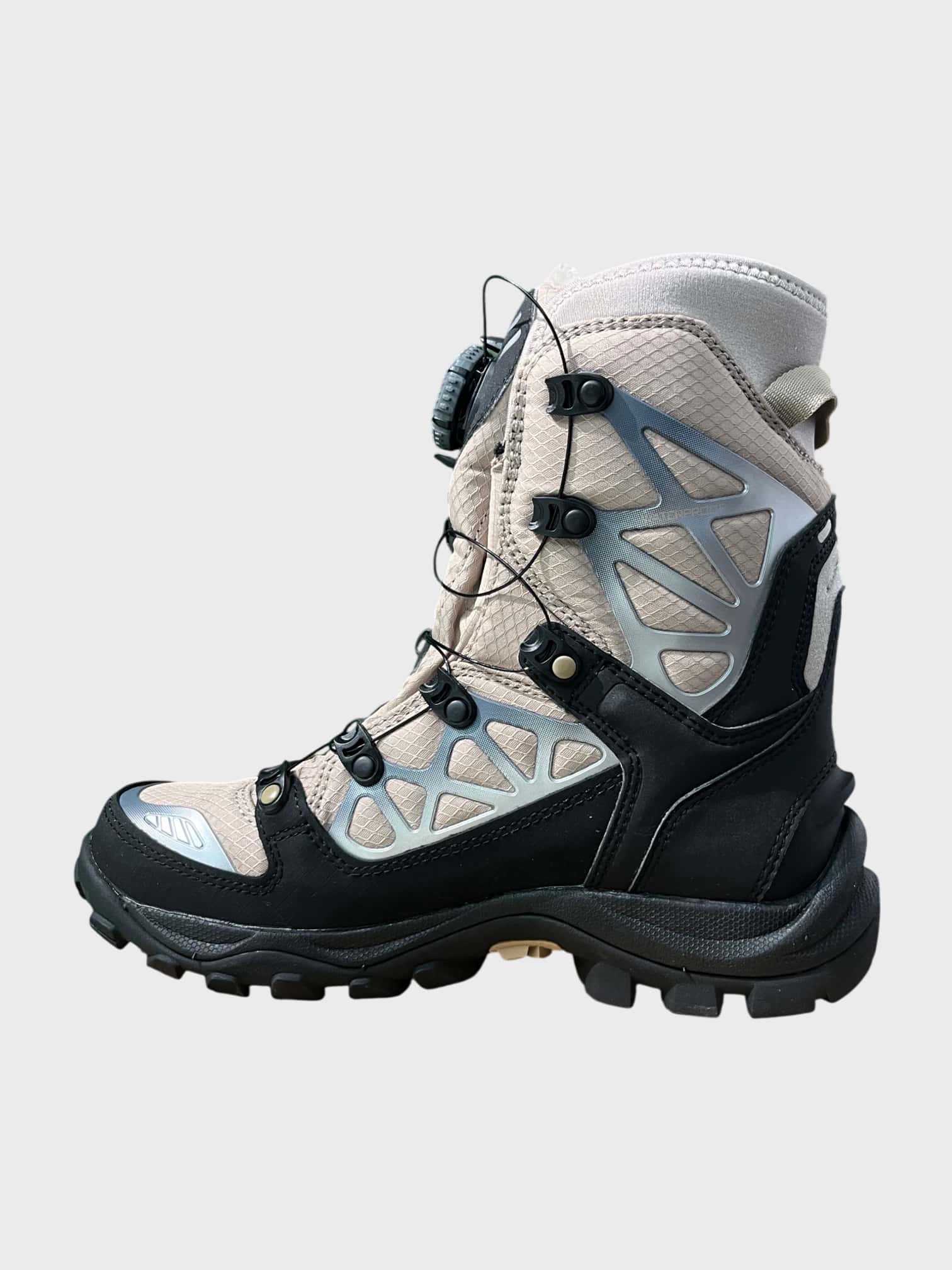 kamu-outdoors-product-constrictor-lll-boa-naisten-korkeavartiset-talvikengat-taupe-4_processed.webp