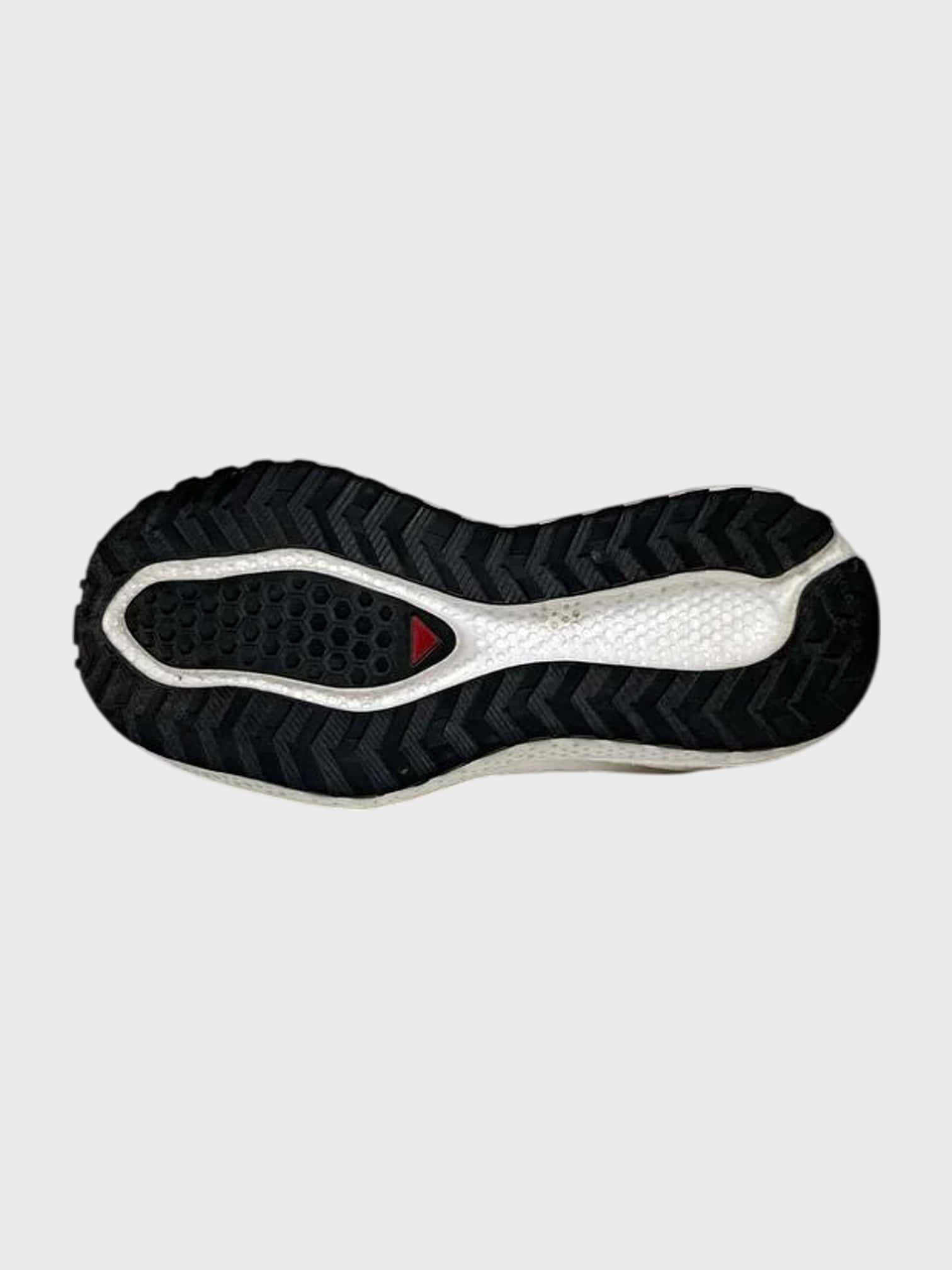 kamu-outdoors-product-aero-glide-3-grvl-naisten-juoksukenka-beige-2_processed.webp