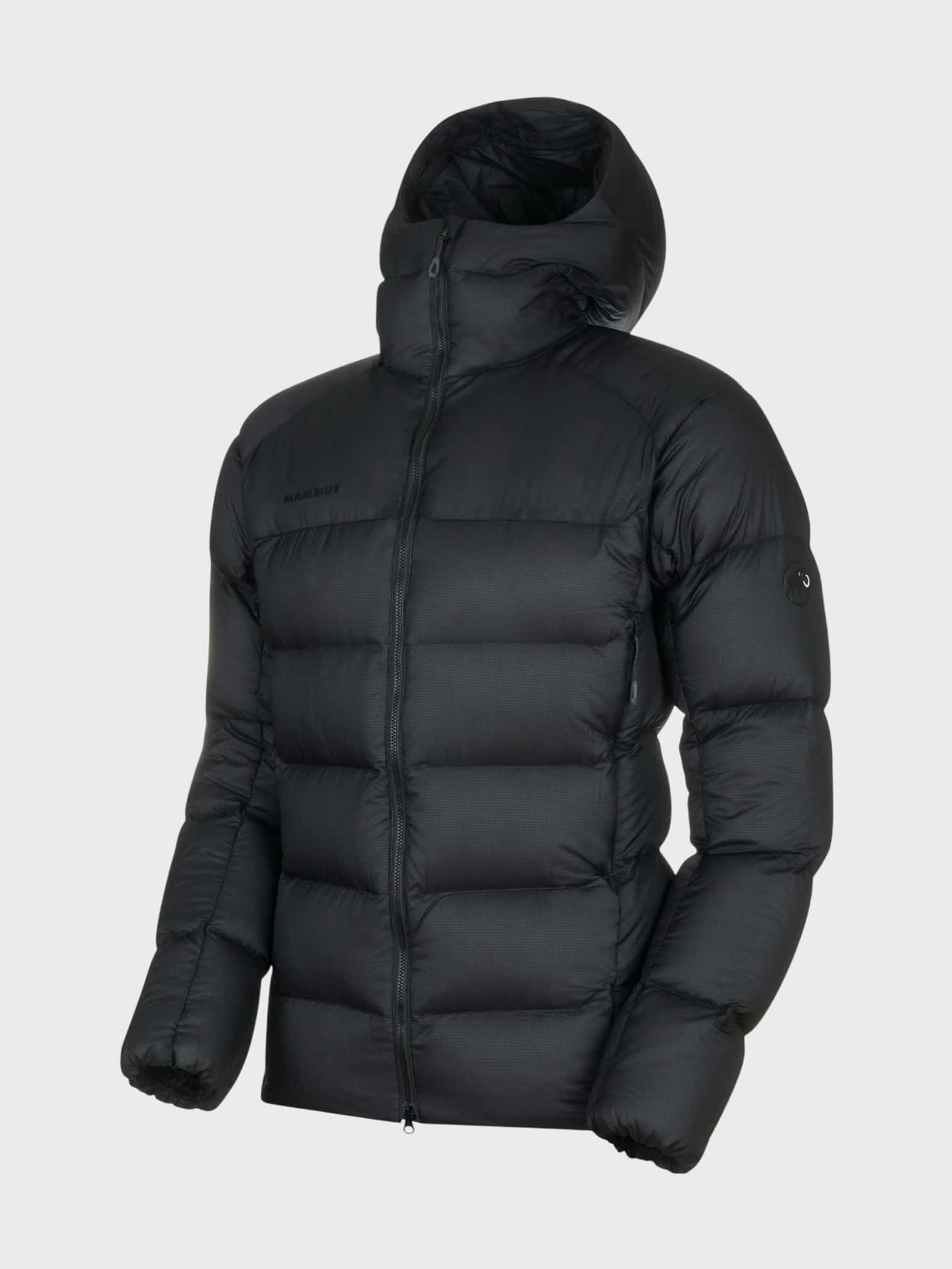 kamu-outdoors-product-meron-in-hooded-jacket-men-black-black-2_processed.webp