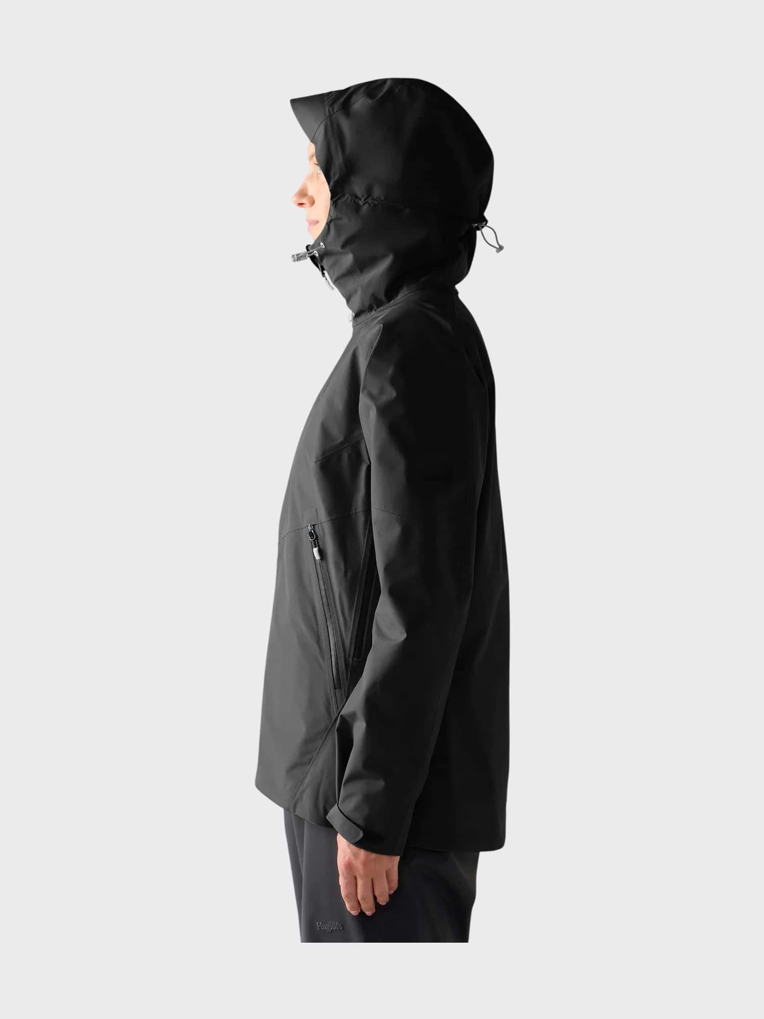kamu-outdoors-product-zodiac-iii-jacket-women-naisten-kuoritakki-true-black-5_processed.webp