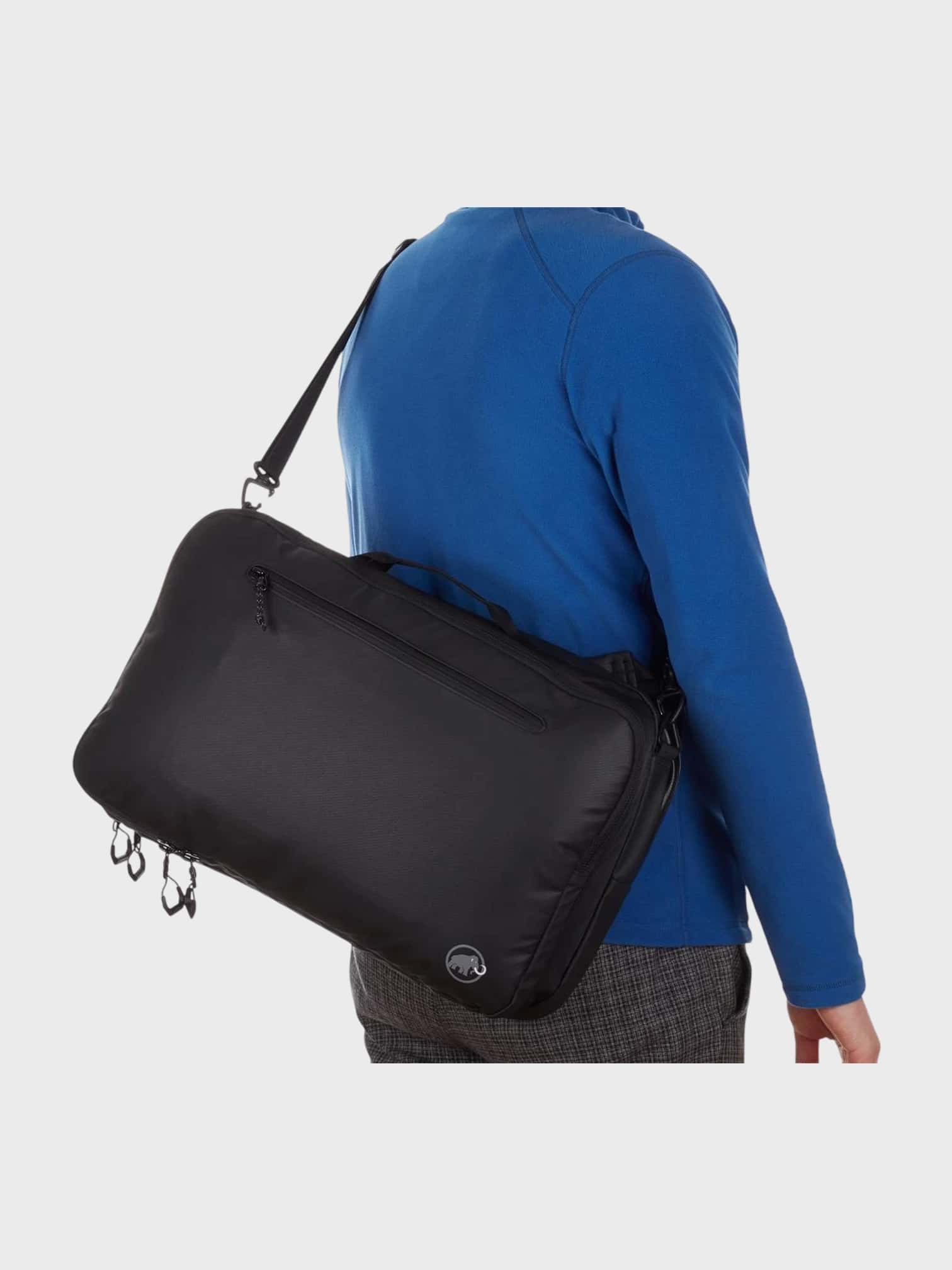 kamu-outdoors-product-seon-3-way-18l-reppu-black-2_processed.webp