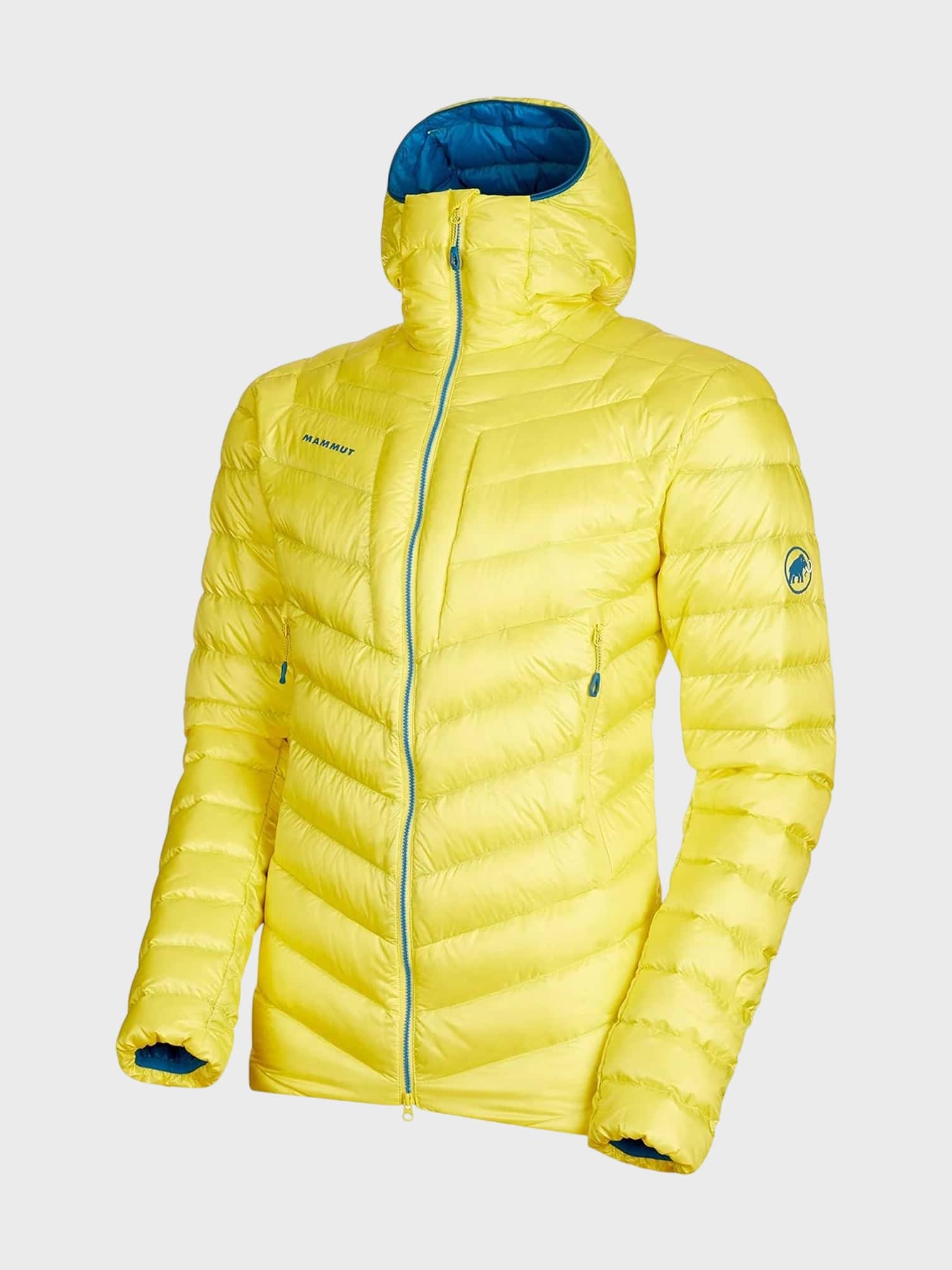 kamu-outdoors-product-broad-peak-in-hooded-jacket-men-blazing-sapphire-1_processed.webp