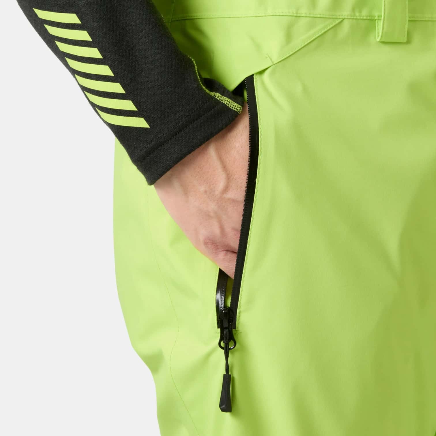 kamu-outdoors-product-legendary-insulated-bib-pant-miesten-lasketteluhousut-luminous-green-7_processed.webp