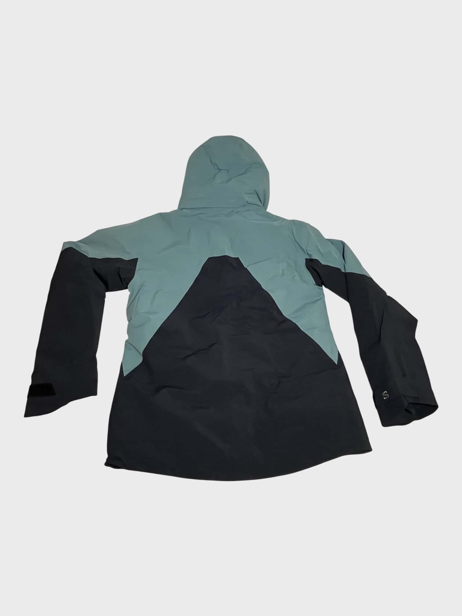 kamu-outdoors-product-brilliant-jacket-miesten-talvitakki-deep-black-8_processed.webp