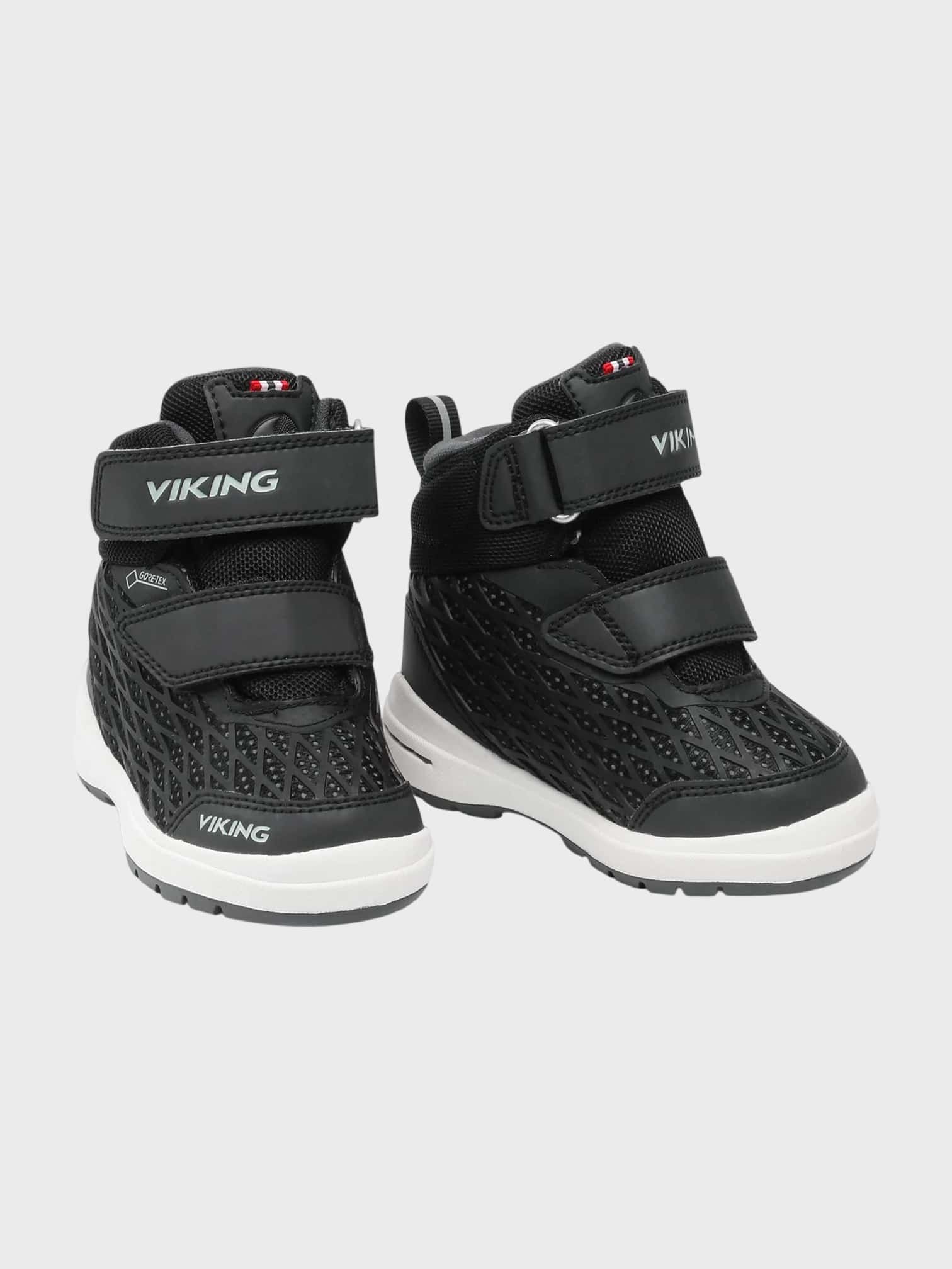kamu-outdoors-product-hero-r-gtx-lasten-talvikengat-blackcharcoal-2_processed.webp