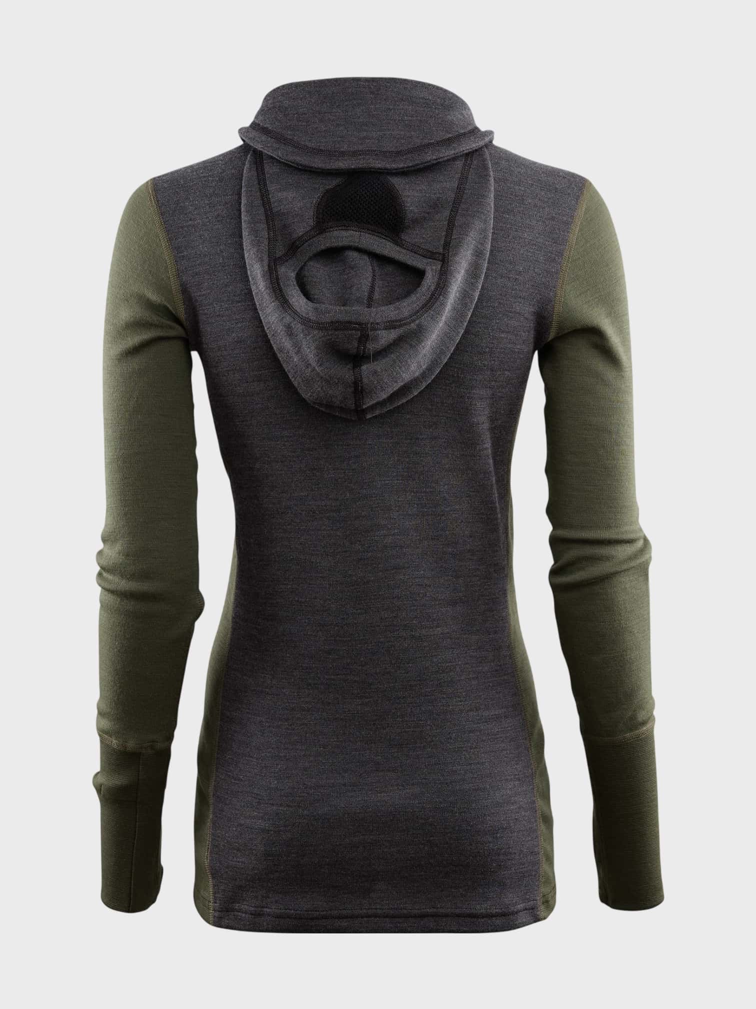 kamu-outdoors-product-warmwool-hoodsweater-naisten-tekninen-huppari-marengoolive-night-2_processed.webp