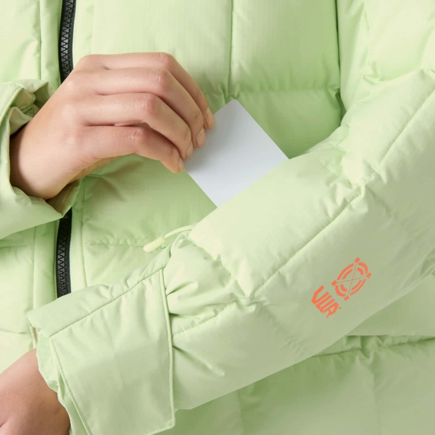 kamu-outdoors-product-w-emiko-ridable-puffy-jacket-naisten-takki-washed-lime-3_processed.webp