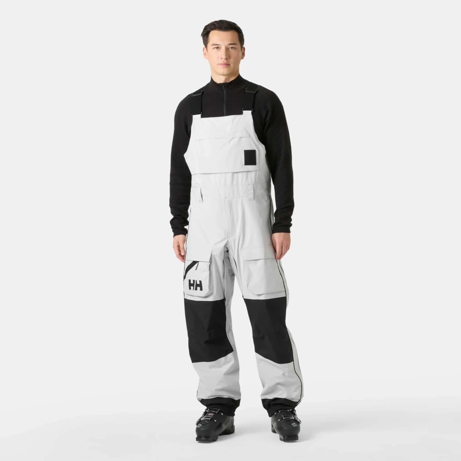 kamu-outdoors-product-ullr-d-bib-shell-pant-miesten-lasketteluhousut-grey-fog-3_processed.webp