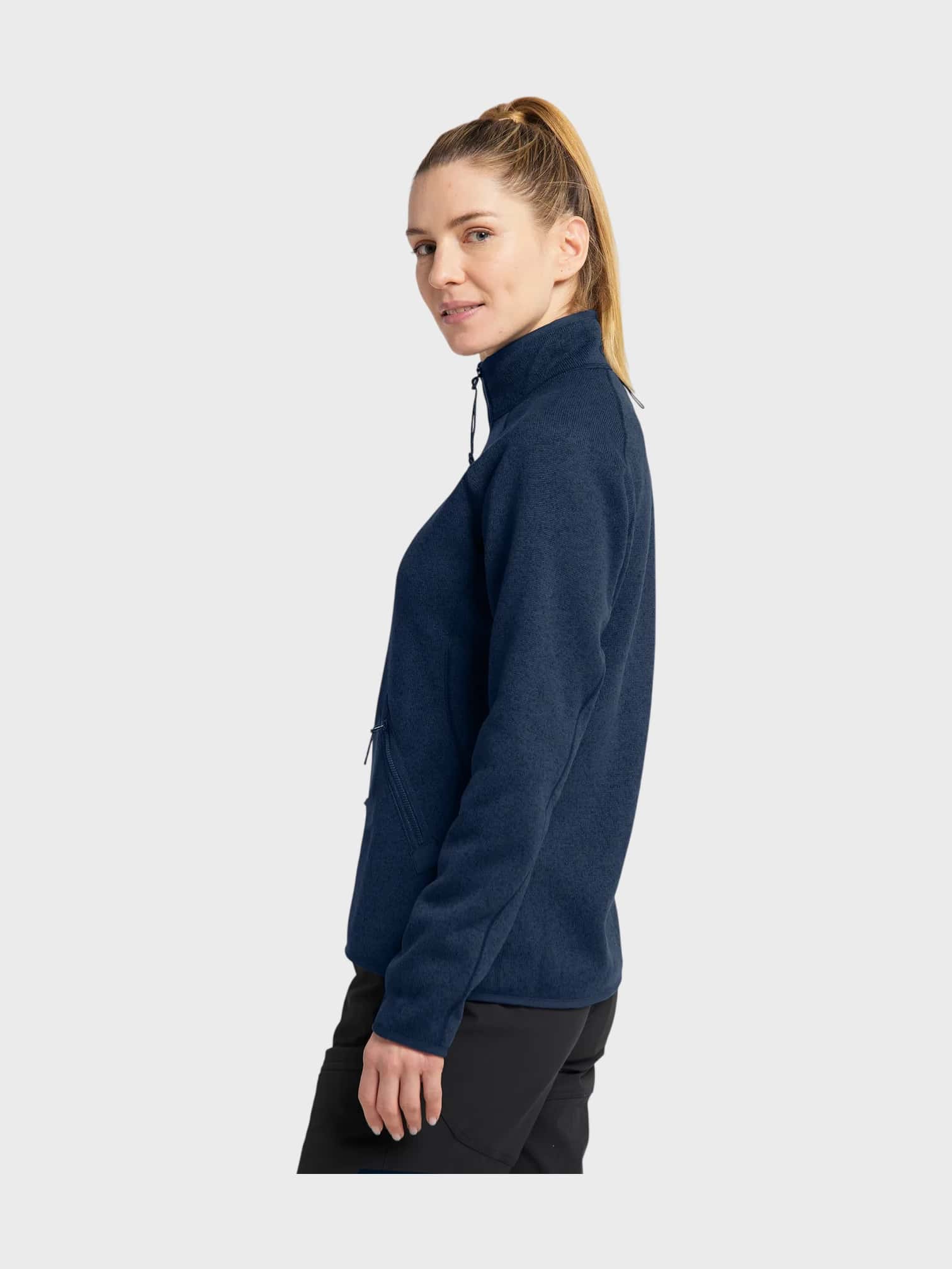 kamu-outdoors-product-risberg-jacket-women-naisten-fleecetakki-tarn-blue-solid-5_processed.webp
