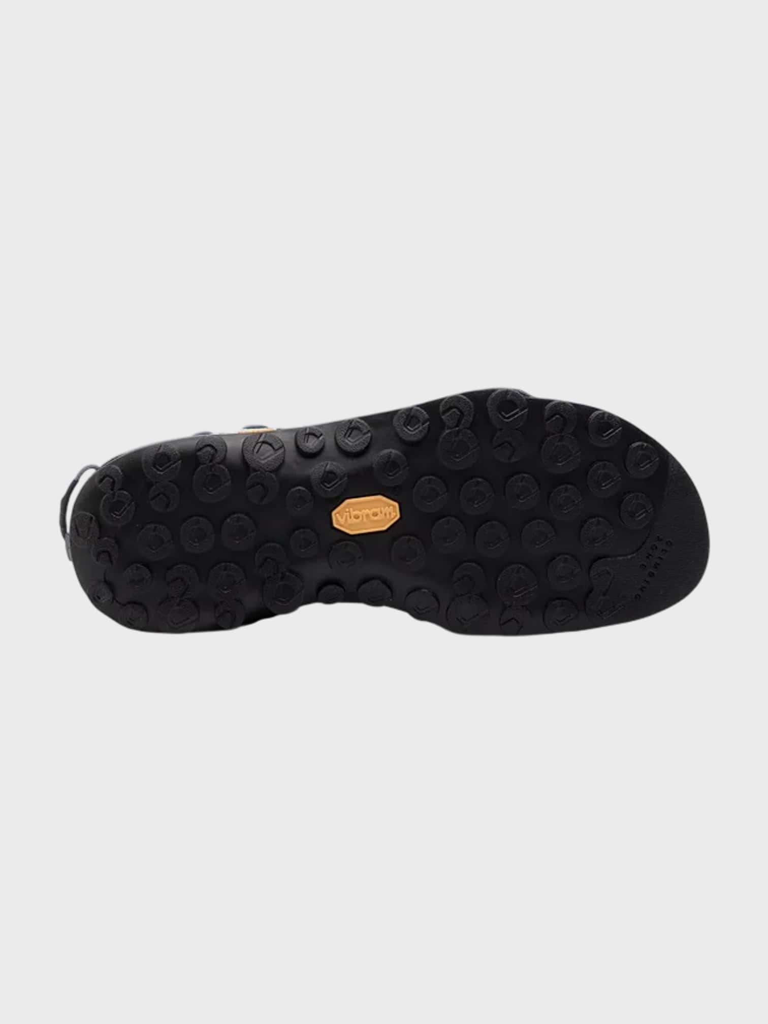 kamu-outdoors-product-tx2-leather-woman-approach-kengat-stone-bluejade-green-5_processed.webp