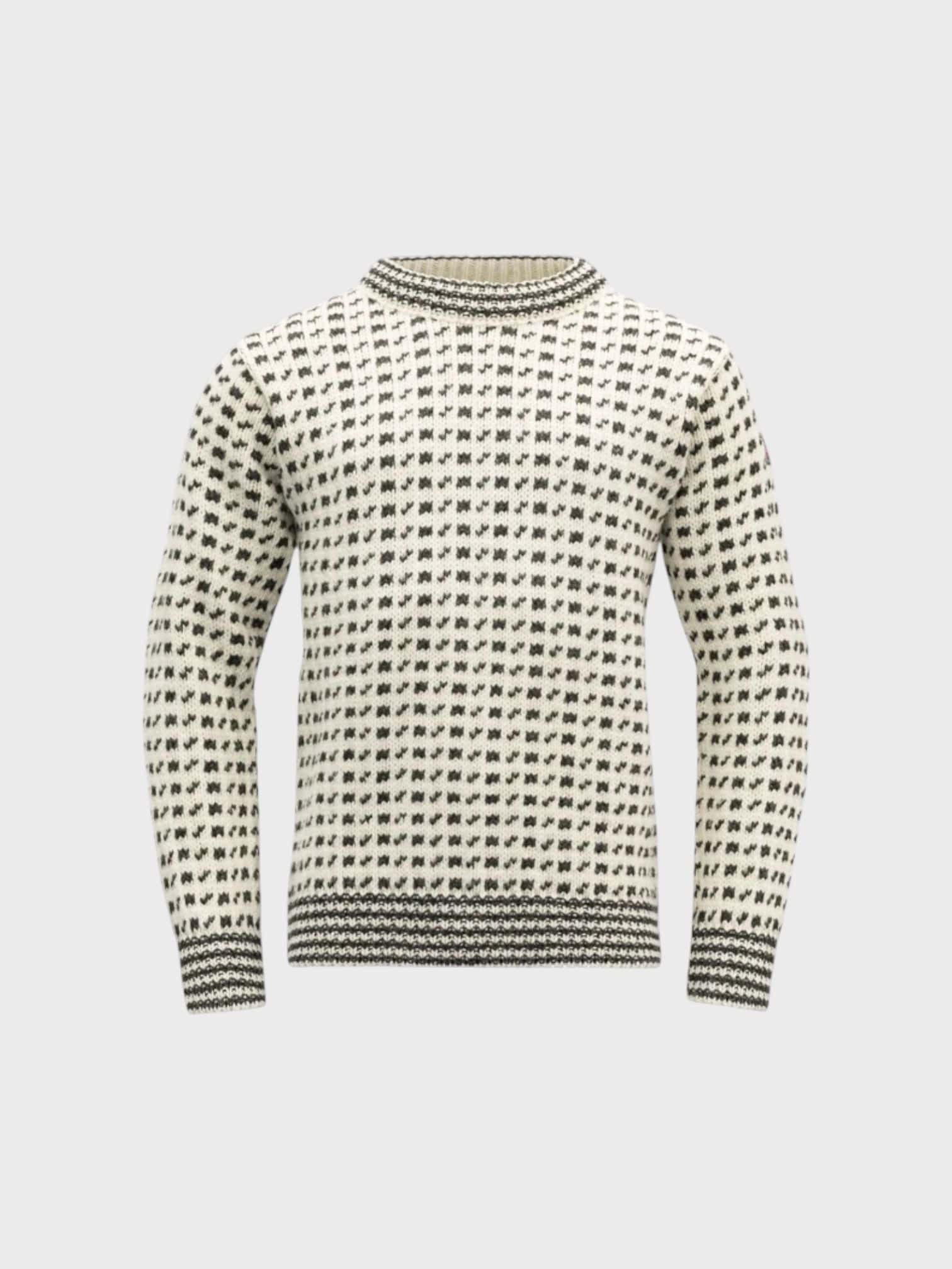 kamu-outdoors-product-villapaita-norjalainen-photoroom.jpg