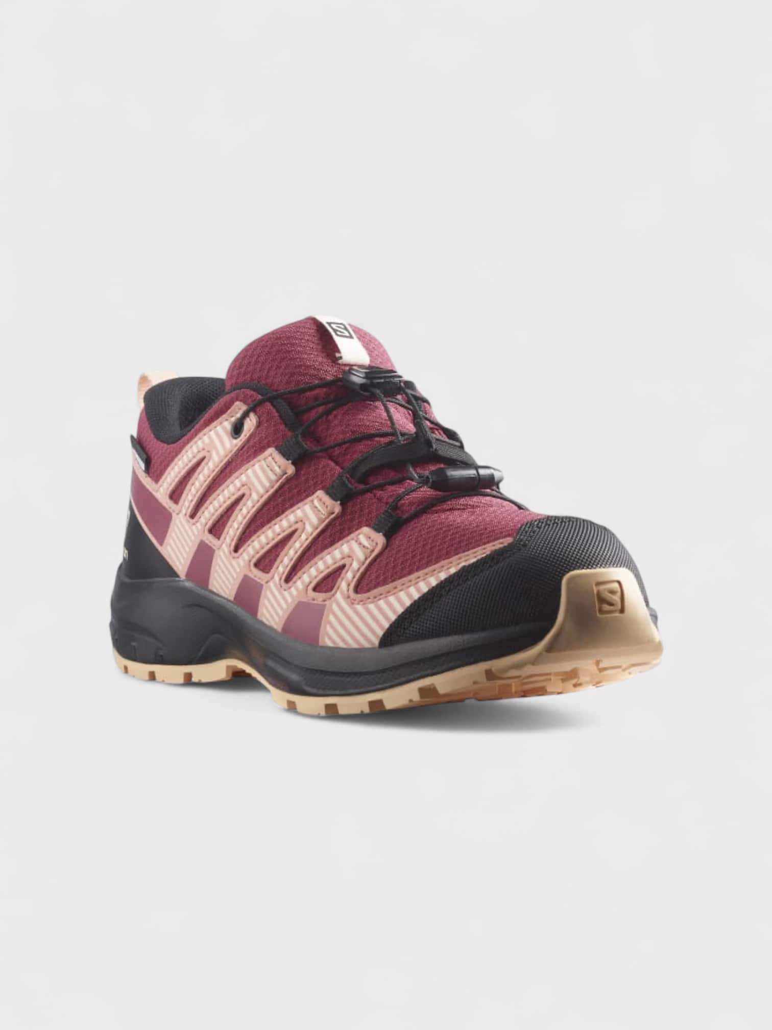 kamu-outdoors-product-9-100409_xa-pro-v8-cswp-j-earth-red-black-almond-cream_l41614400_02-photoroom.jpg