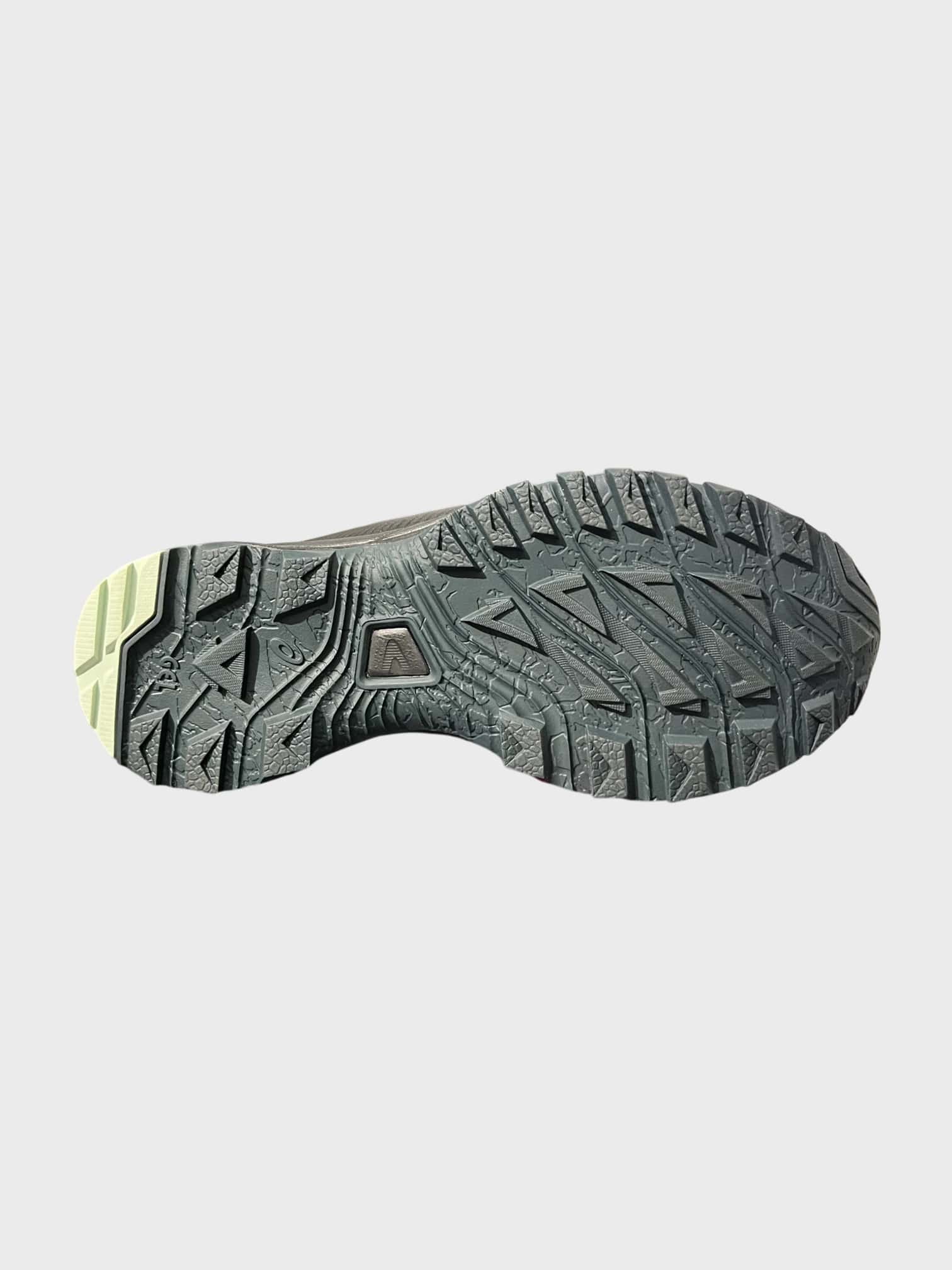 kamu-outdoors-product-trail-fuse-w-true-blackmineral-4_processed.webp