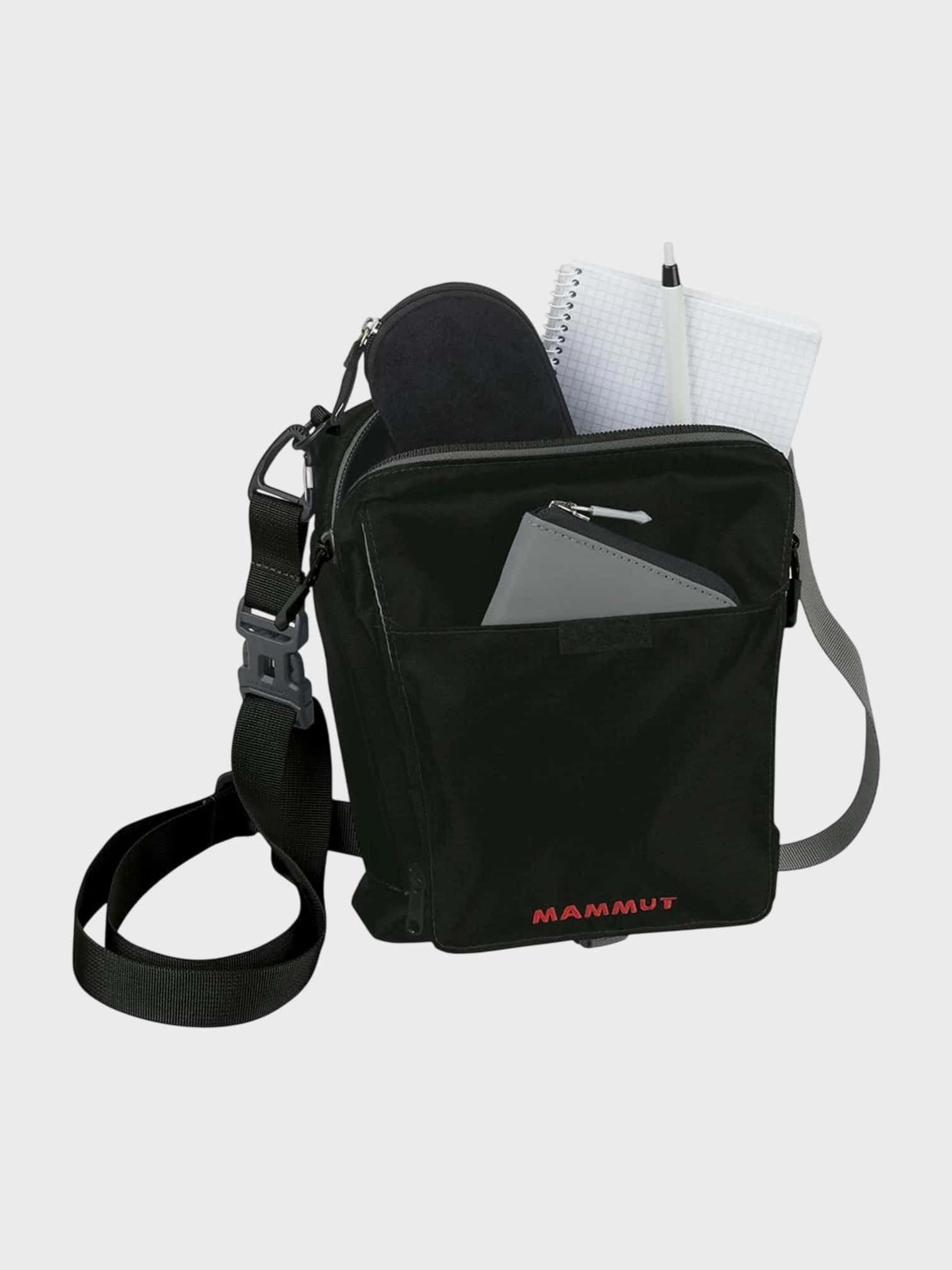 kamu-outdoors-product-tasch-pouch-3l-black-2_processed.webp
