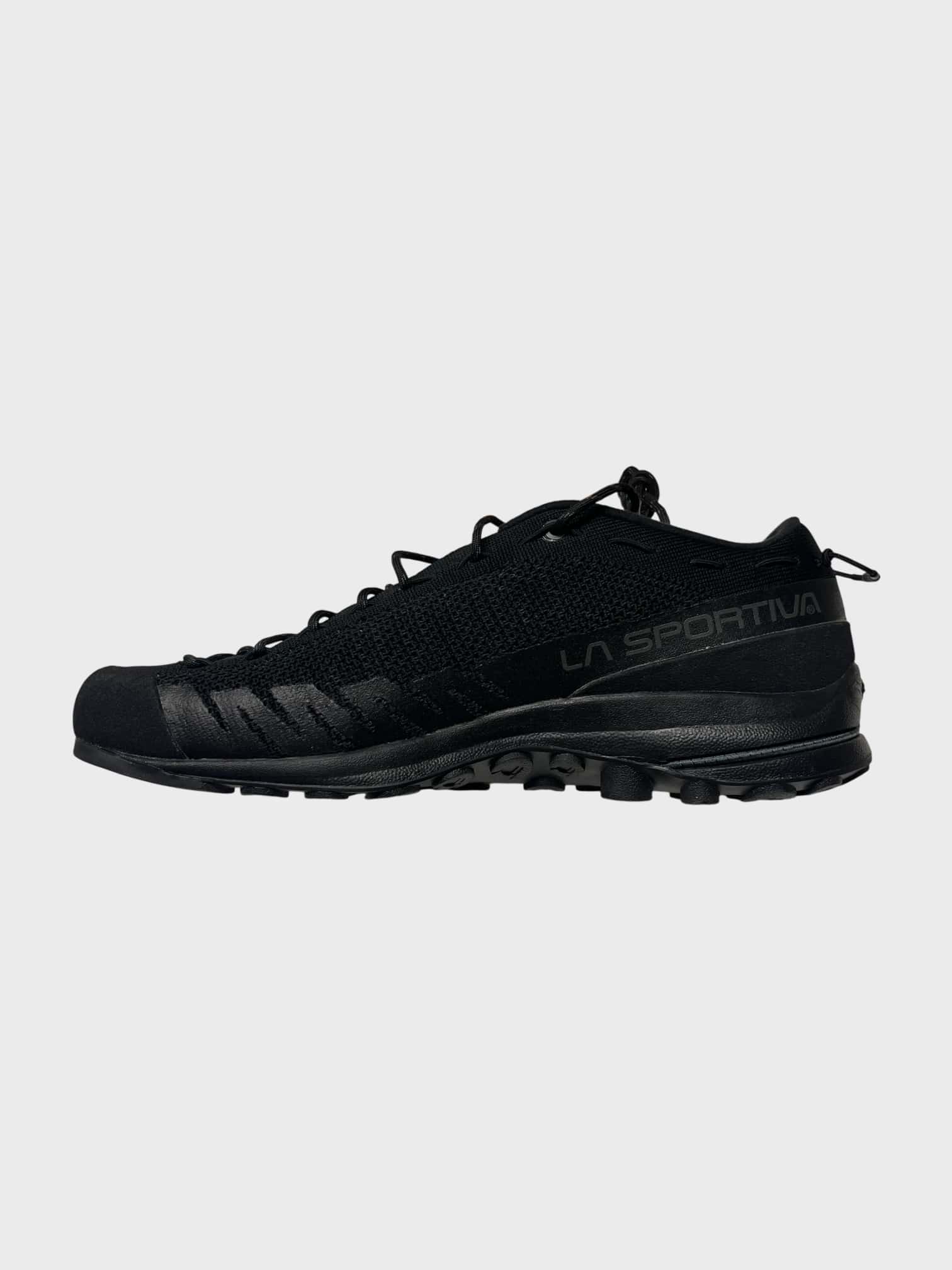 kamu-outdoors-product-tx2-approach-kengat-black-2_processed.webp