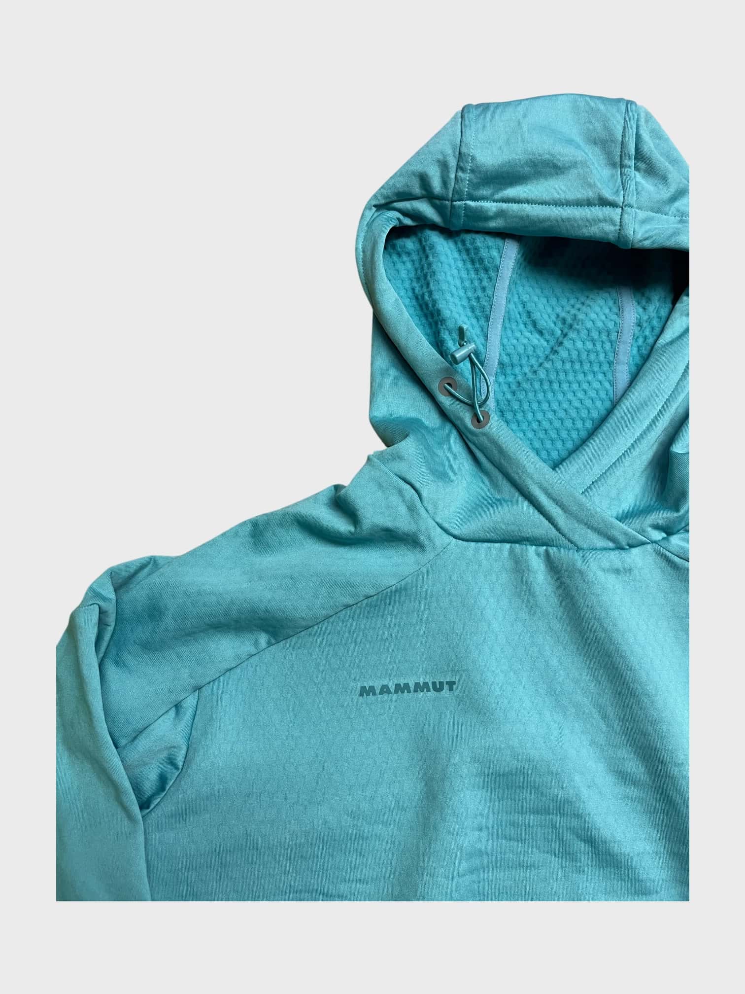kamu-outdoors-product-runbold-ml-hoody-women-waters-6_processed.webp