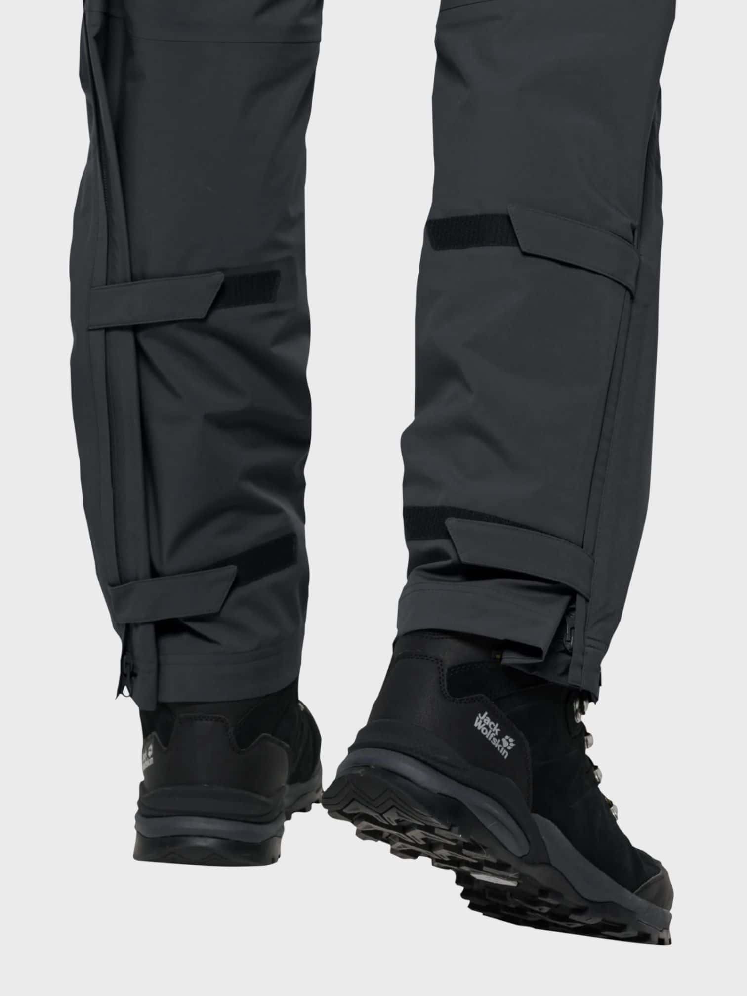 kamu-outdoors-product-jack-wolfskin-men-s-morobbia-3-layer-pants-upload-0f7b9b8d31png-photoroom.jpg