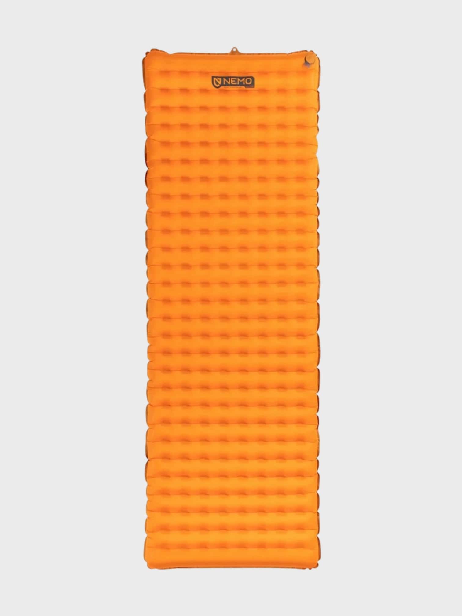 kamu-outdoors-product-tensor-alpine-insulated-long-wide-makuualusta-oranssi-3_processed.webp
