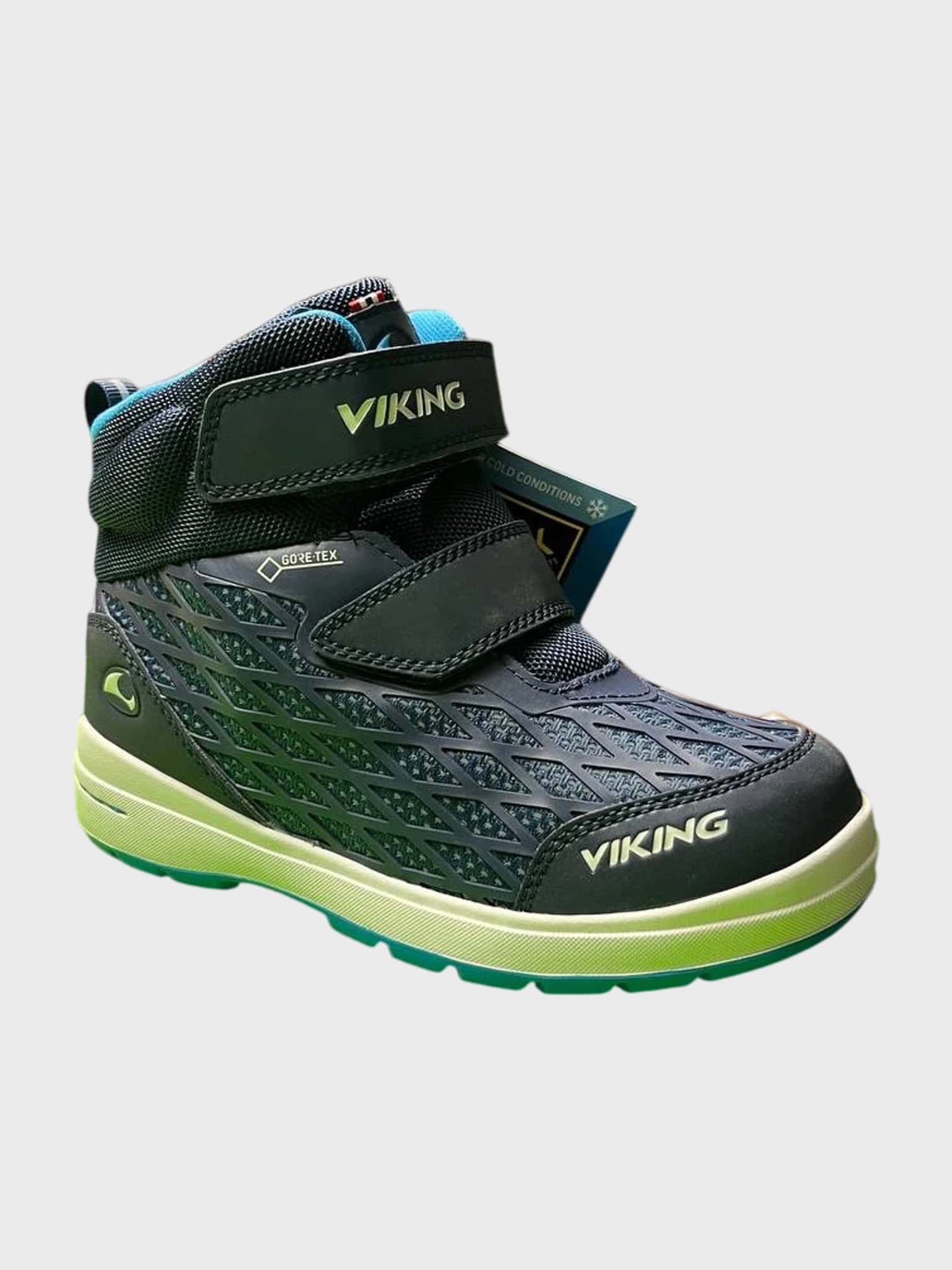kamu-outdoors-product-hero-r-gtx-navyblue-6_processed.webp