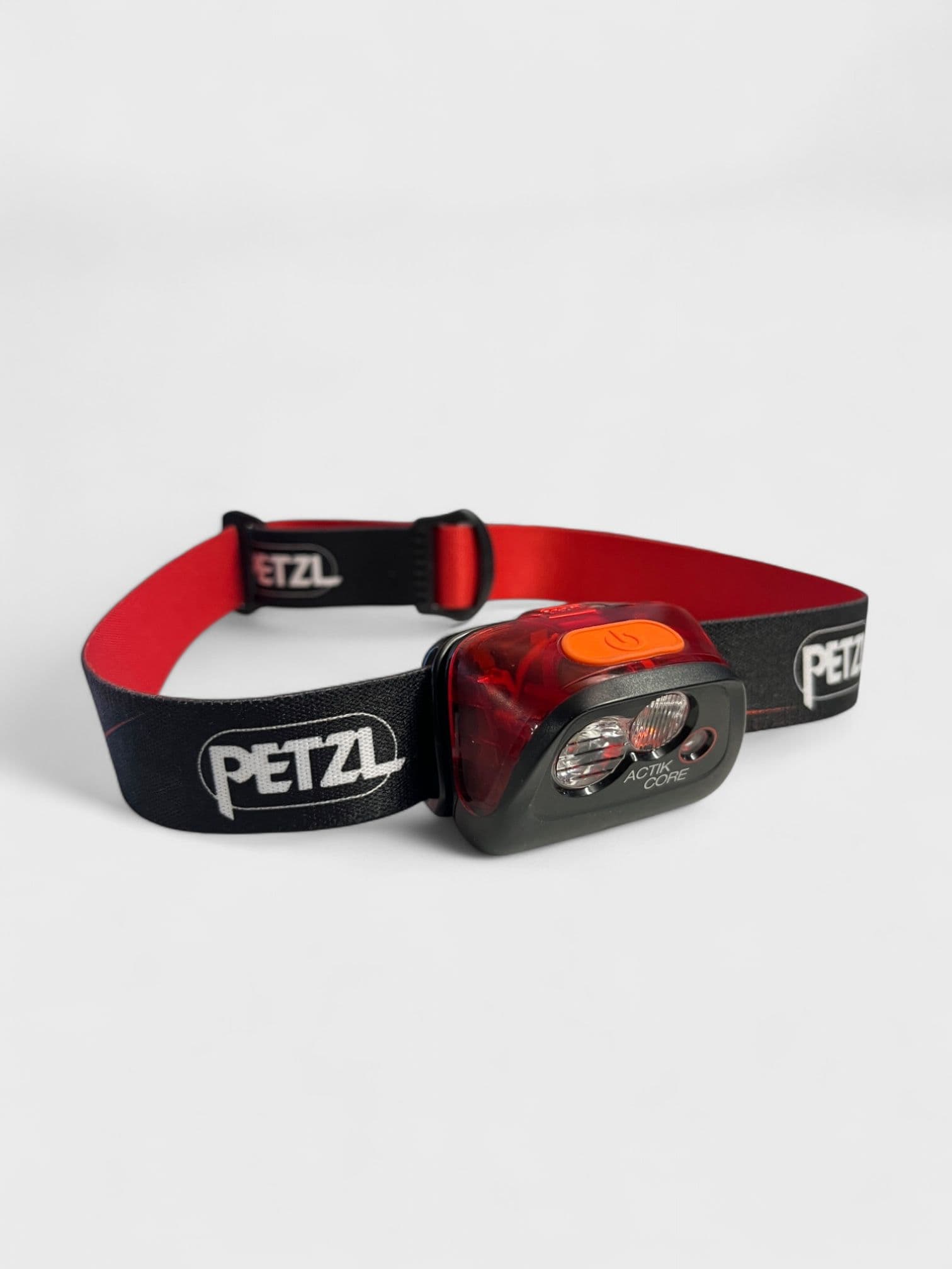 Petzl Actik Core -otsavalaisin