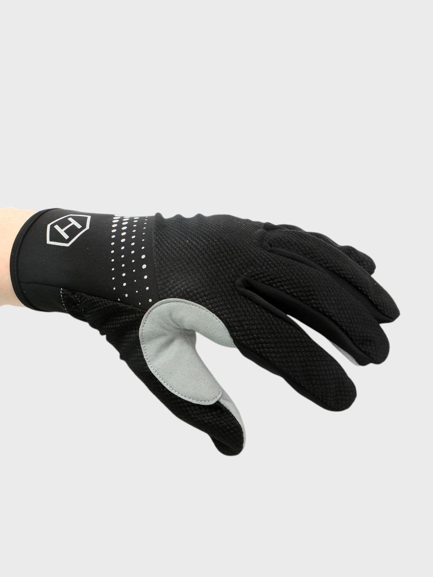 Wind Protection hiihtohanskat