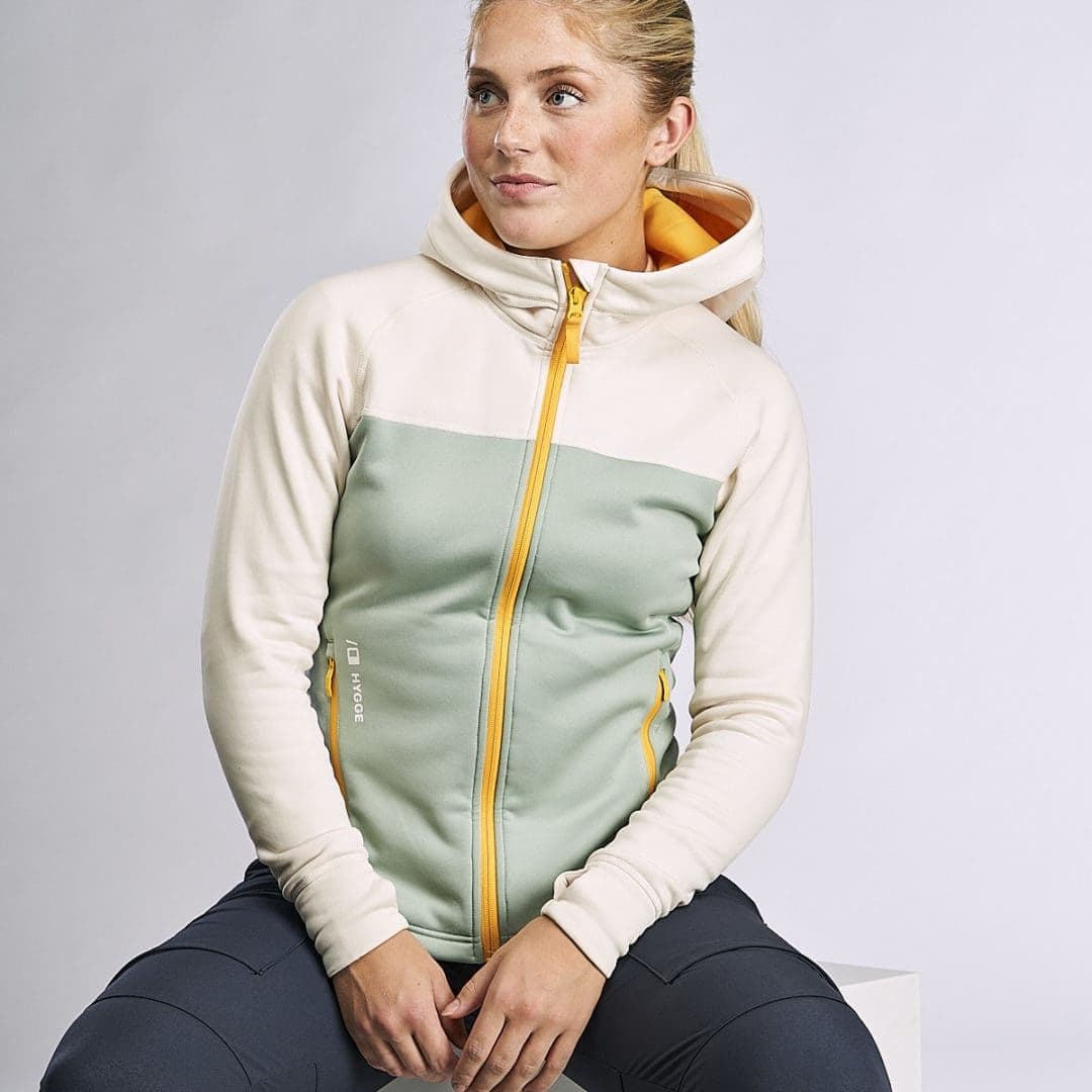 Valkoinen/Vaaleanvihreä