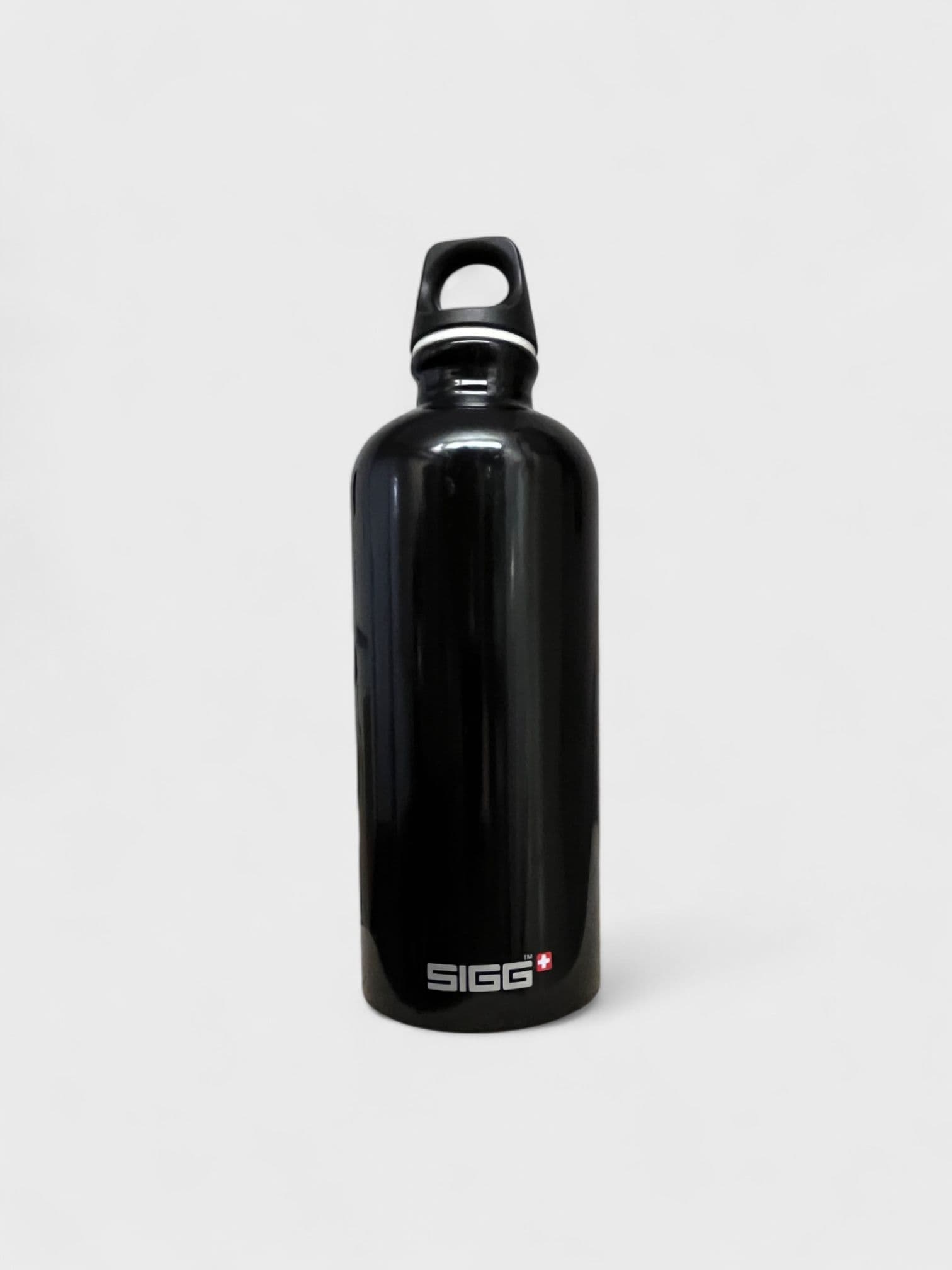SIGG Traveller Black -juomapullo 0,6 l, musta