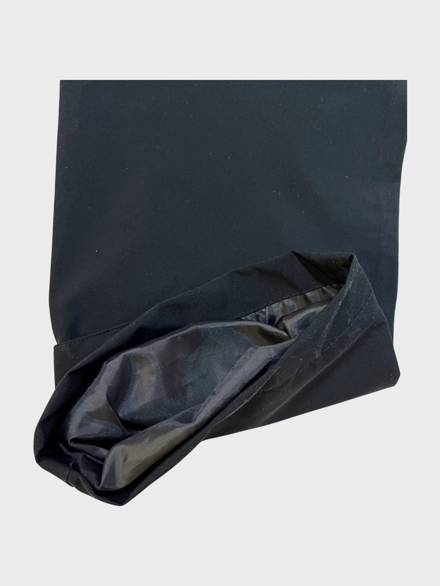 kamu-outdoors-product-miesten-twentyfour-ulkoiluhousut-musta-9_processed.webp
