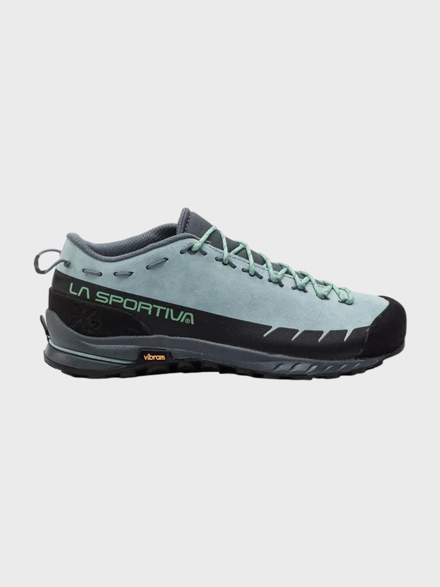 kamu-outdoors-product-tx2-leather-woman-approach-kengat-stone-bluejade-green-4_processed.webp