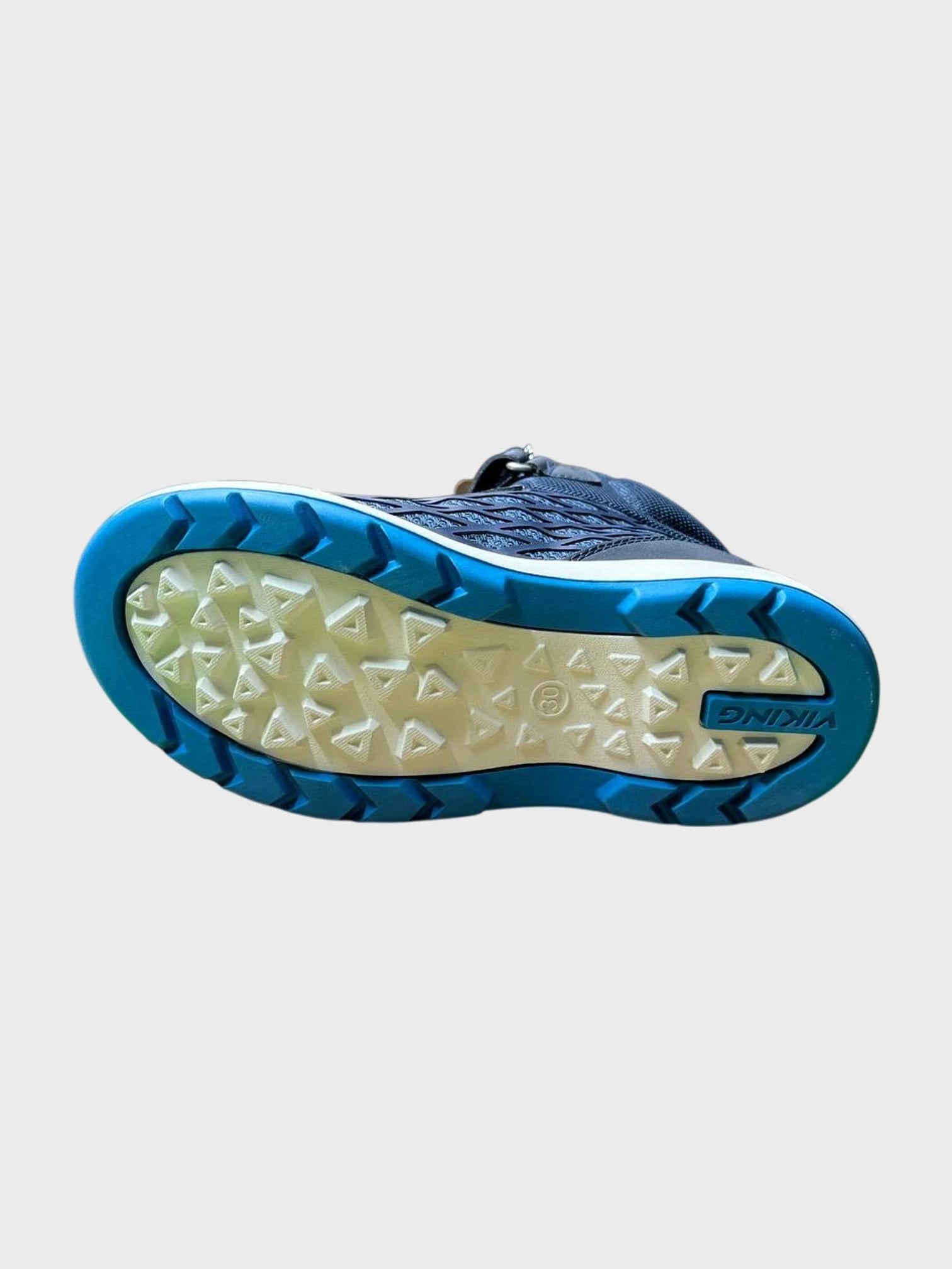 kamu-outdoors-product-hero-r-gtx-navyblue-5_processed.webp