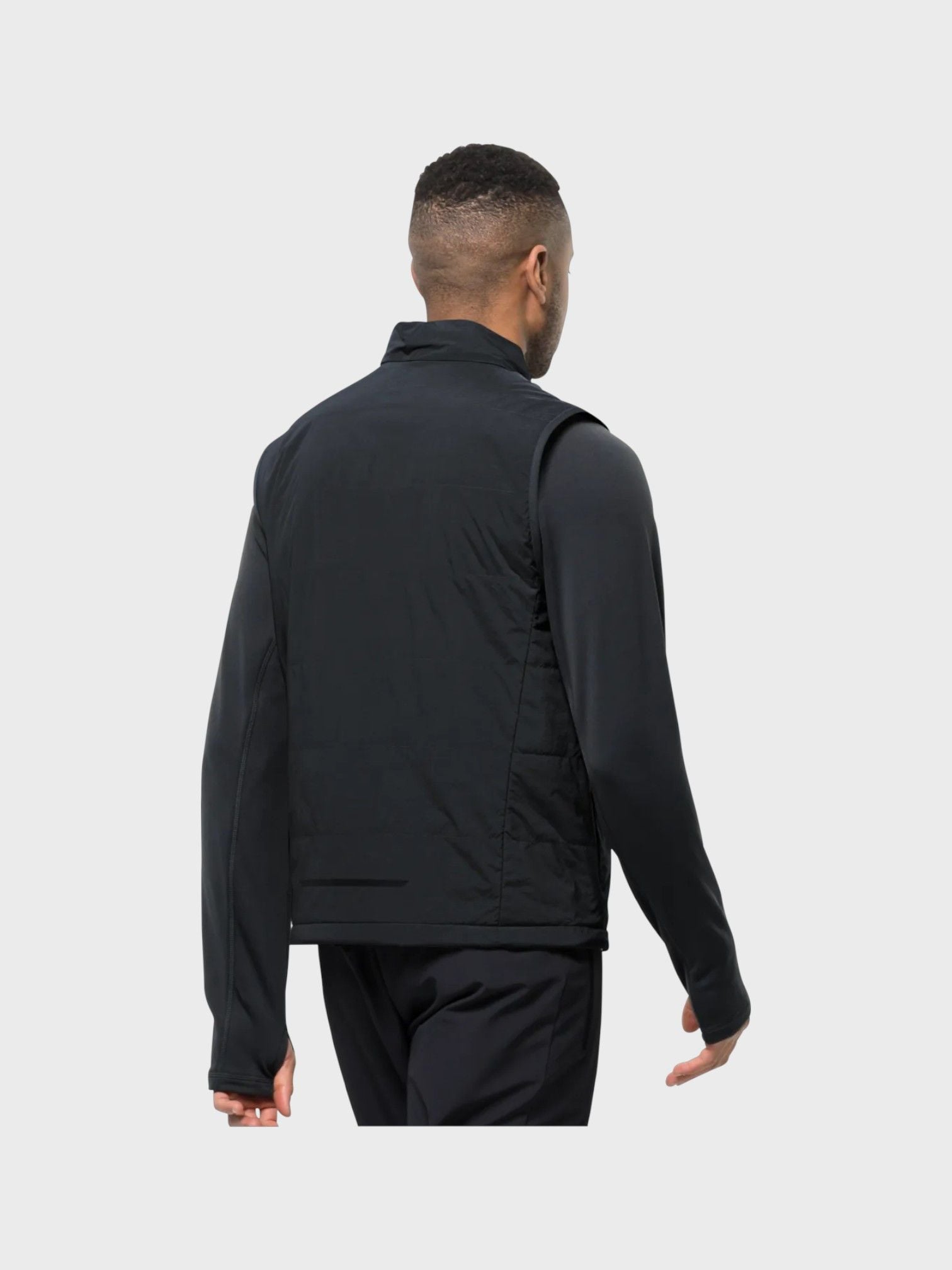 kamu-outdoors-product-liivi-takaa.jpg