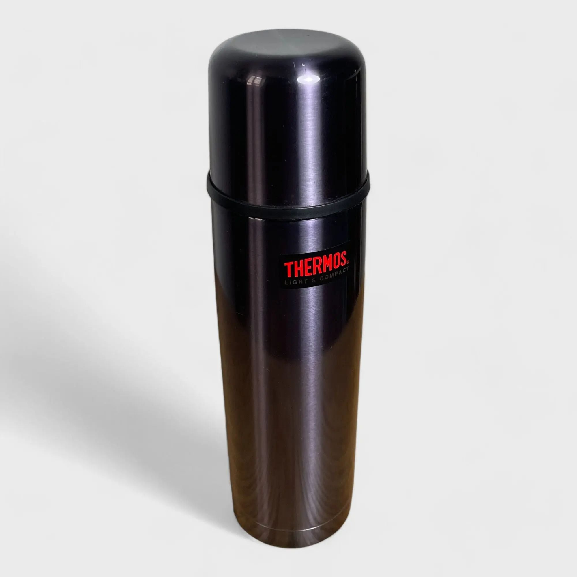kamu-outdoors-product-attachments_clye664sm0000rc0gqrxcumei_thermosfbb750midnightbluetermospullo_234038874903381934083.jpg