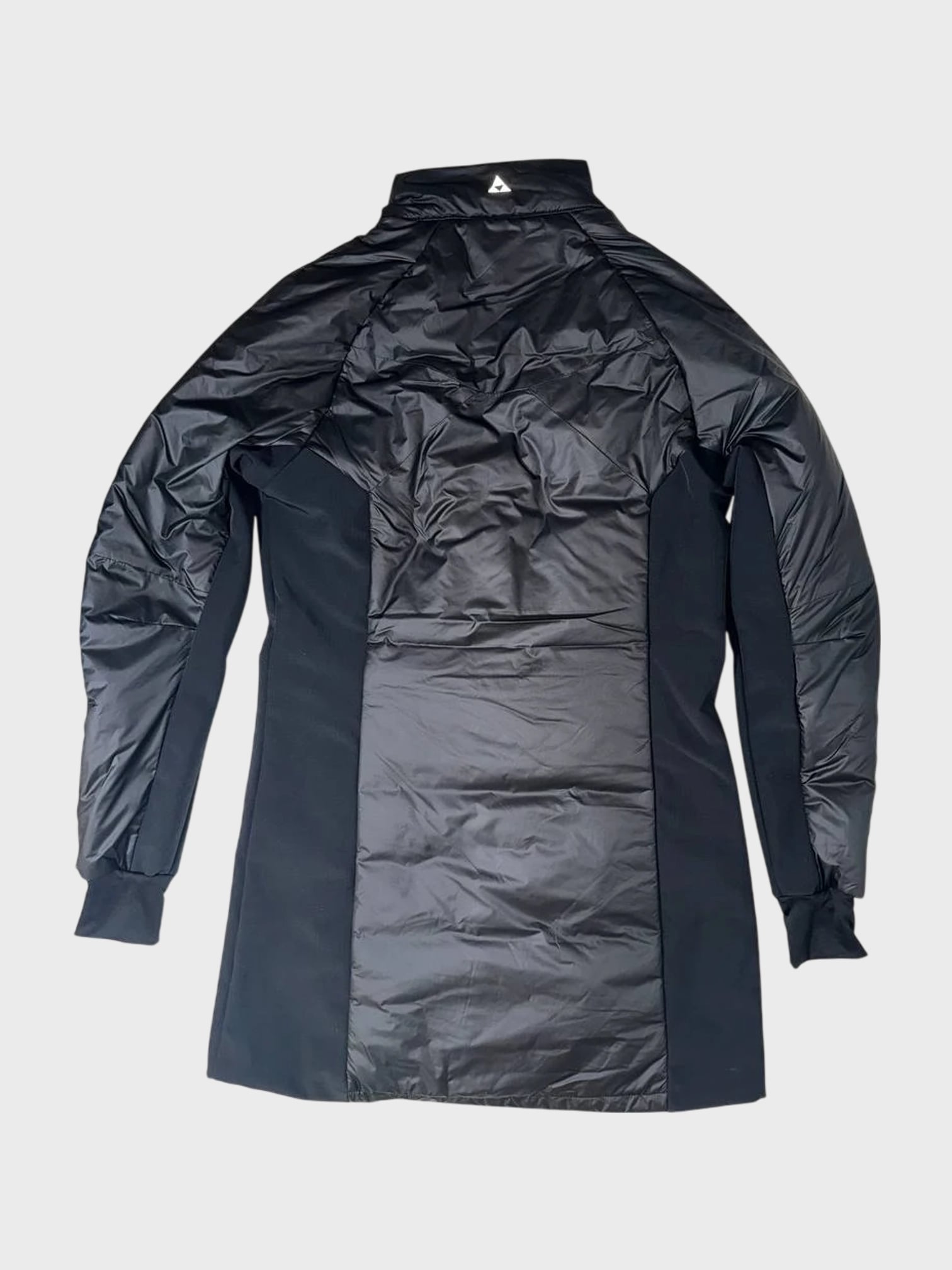 kamu-outdoors-product-idre-insulation-coat-naisten-takki-musta-2_processed.webp