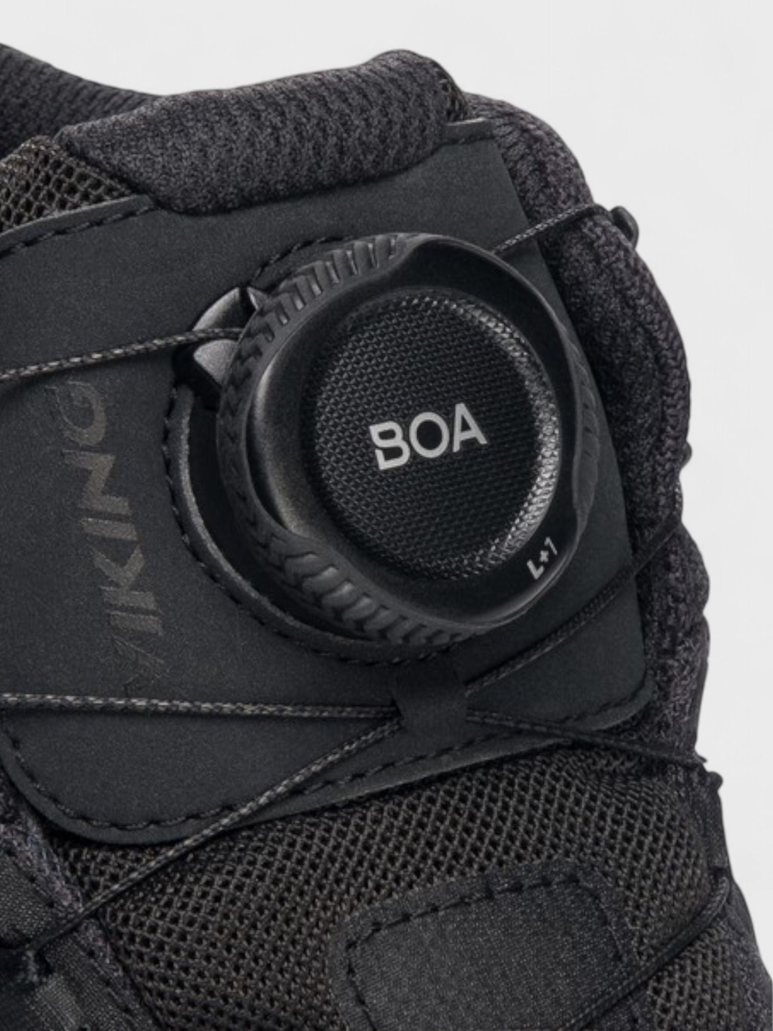 kamu-outdoors-product-viking_trail_goretex_vaelluskengat3.jpg
