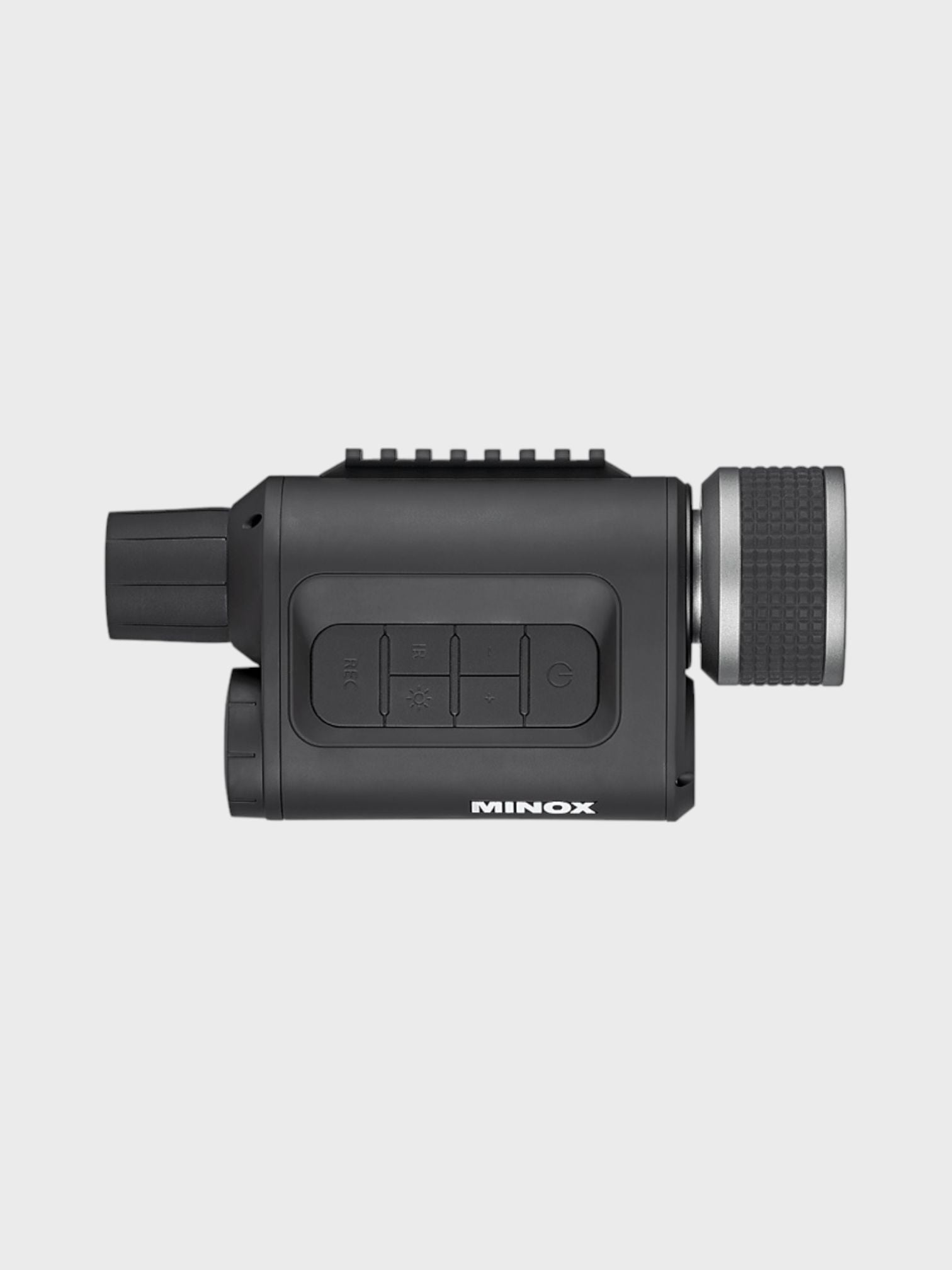 kamu-outdoors-product-minox-nvd650_pimeanakolaite3.jpg