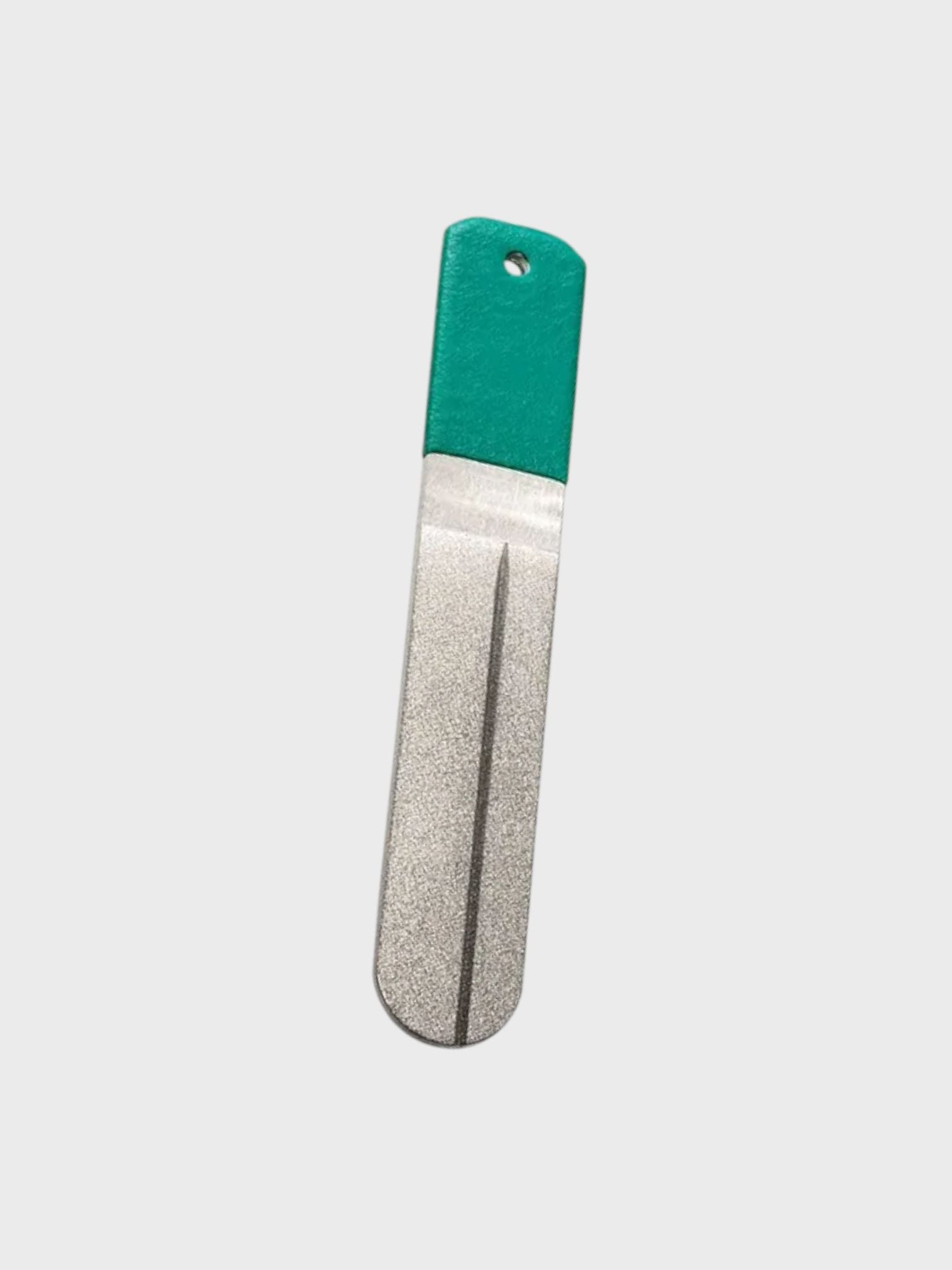 kamu-outdoors-product-vern-knives-timanttiteroitin-photoroom.jpg