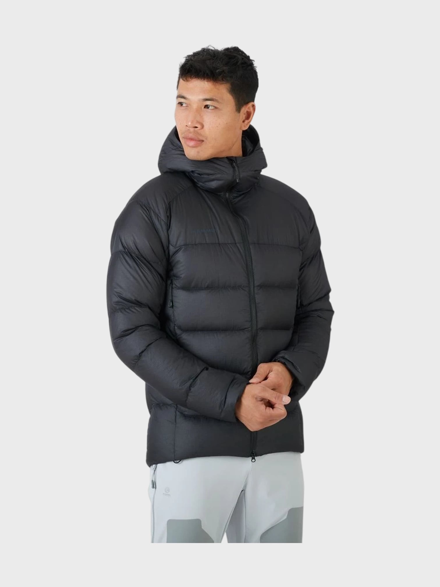 kamu-outdoors-product-meron-in-hooded-jacket-men-black-black-5_product.webp